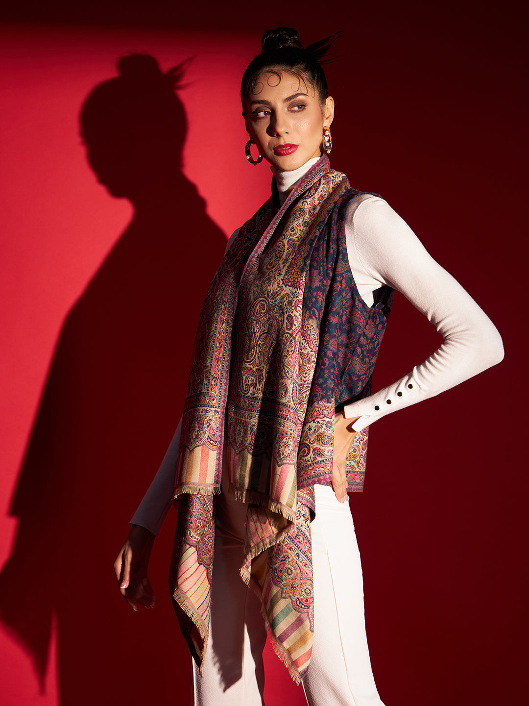 Women's Royal Woven Cape Shrug with Paisley Pattern | Blue2