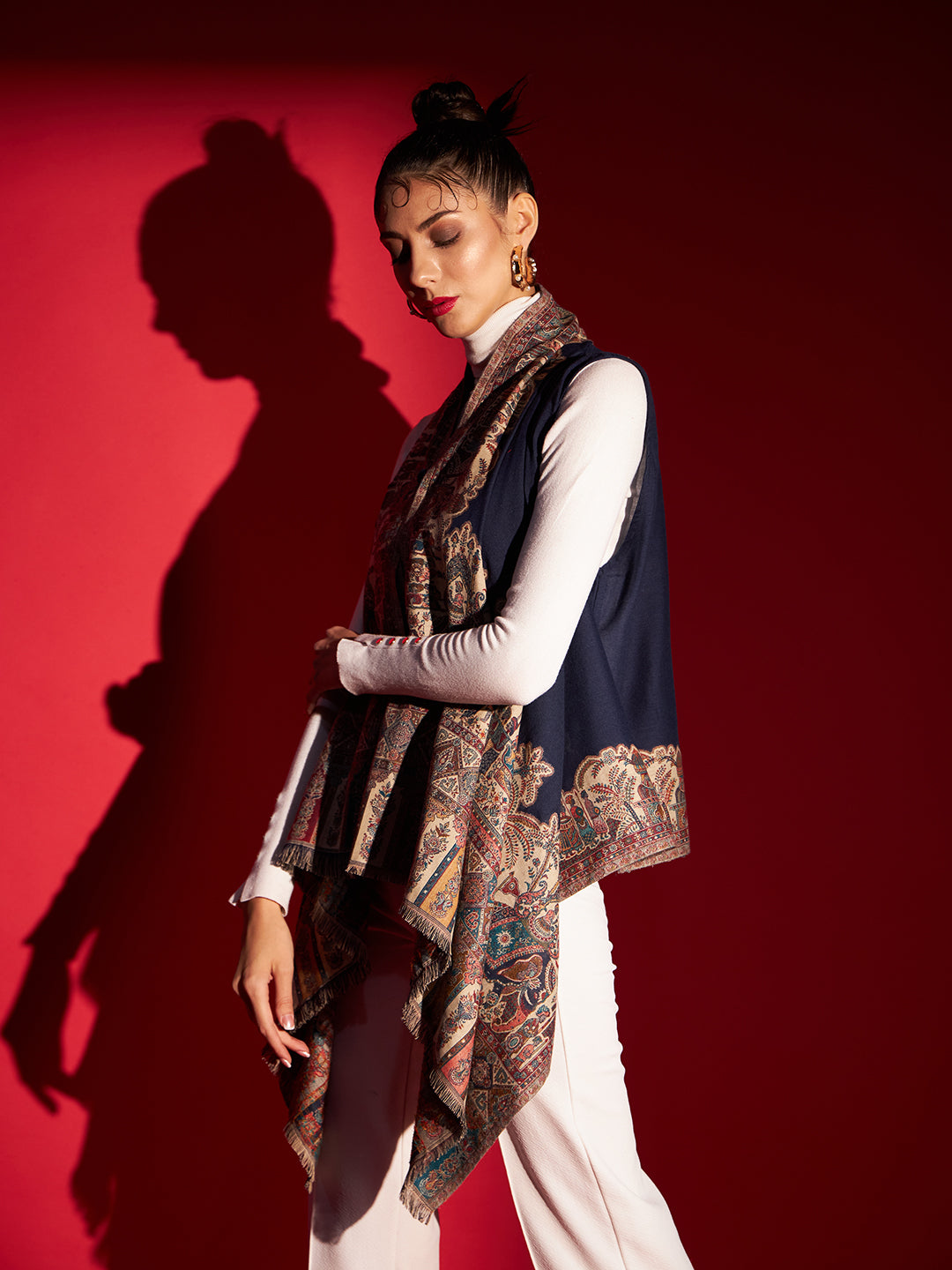 Women's Royal Woven Cape Shrug with Paisley Pattern | Blue