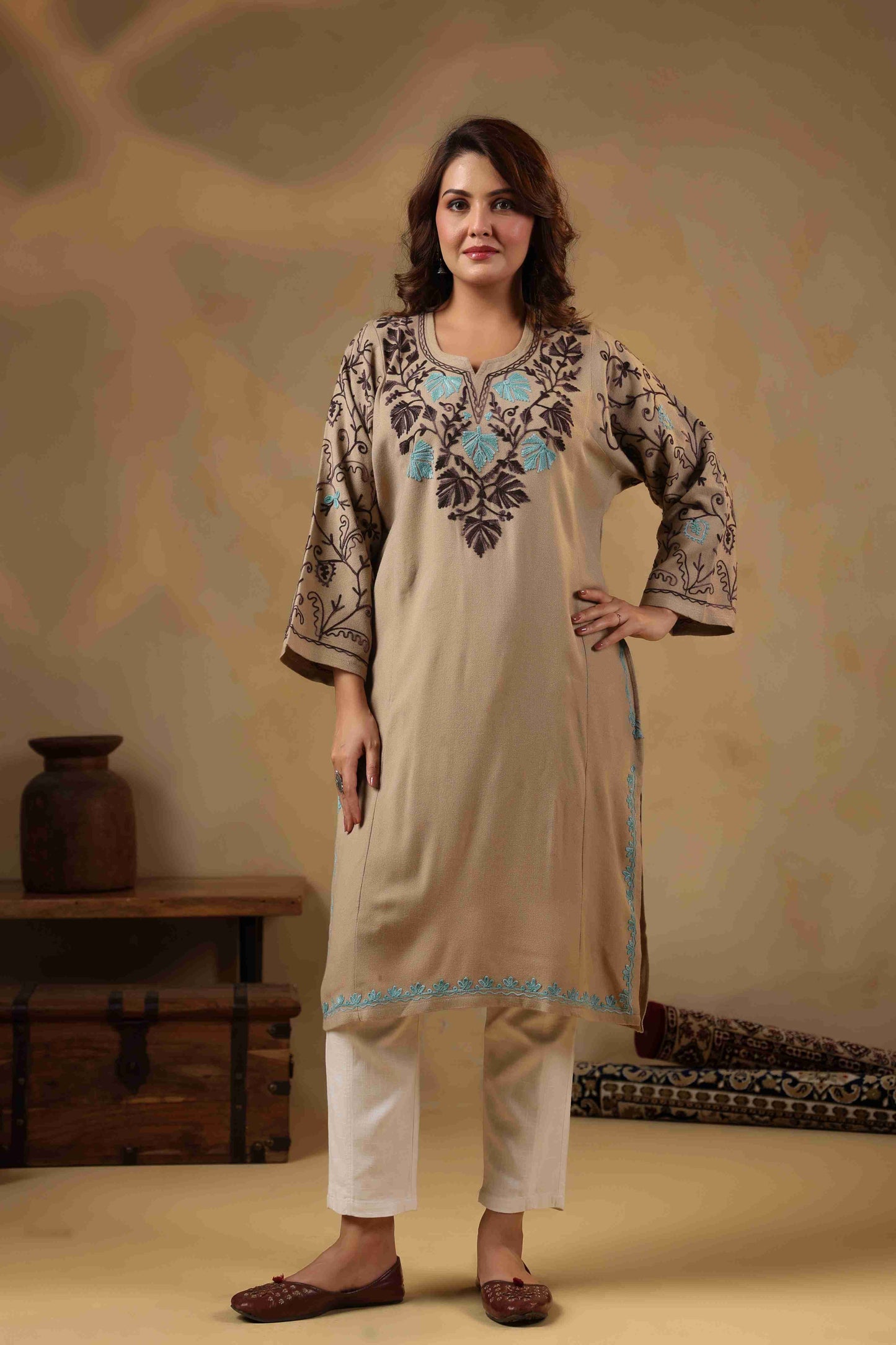 Chinar Embroidery Kashmiri Pheran | Beige