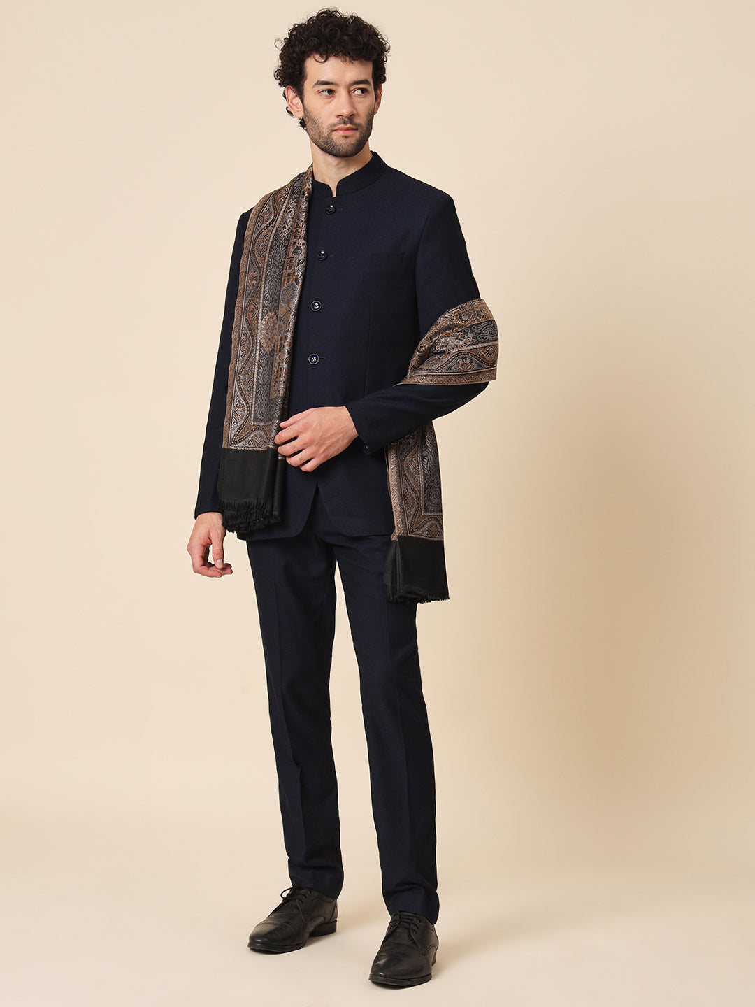 Jacquard Woollen Woven Shawl for Men in Kani Patterns | Black
