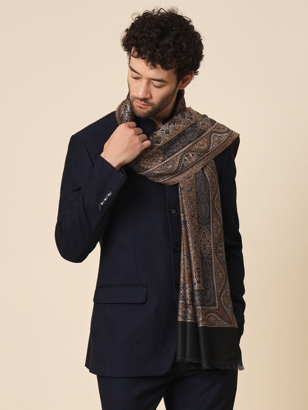 Jacquard Woollen Woven Shawl for Men in Kani Patterns | Black