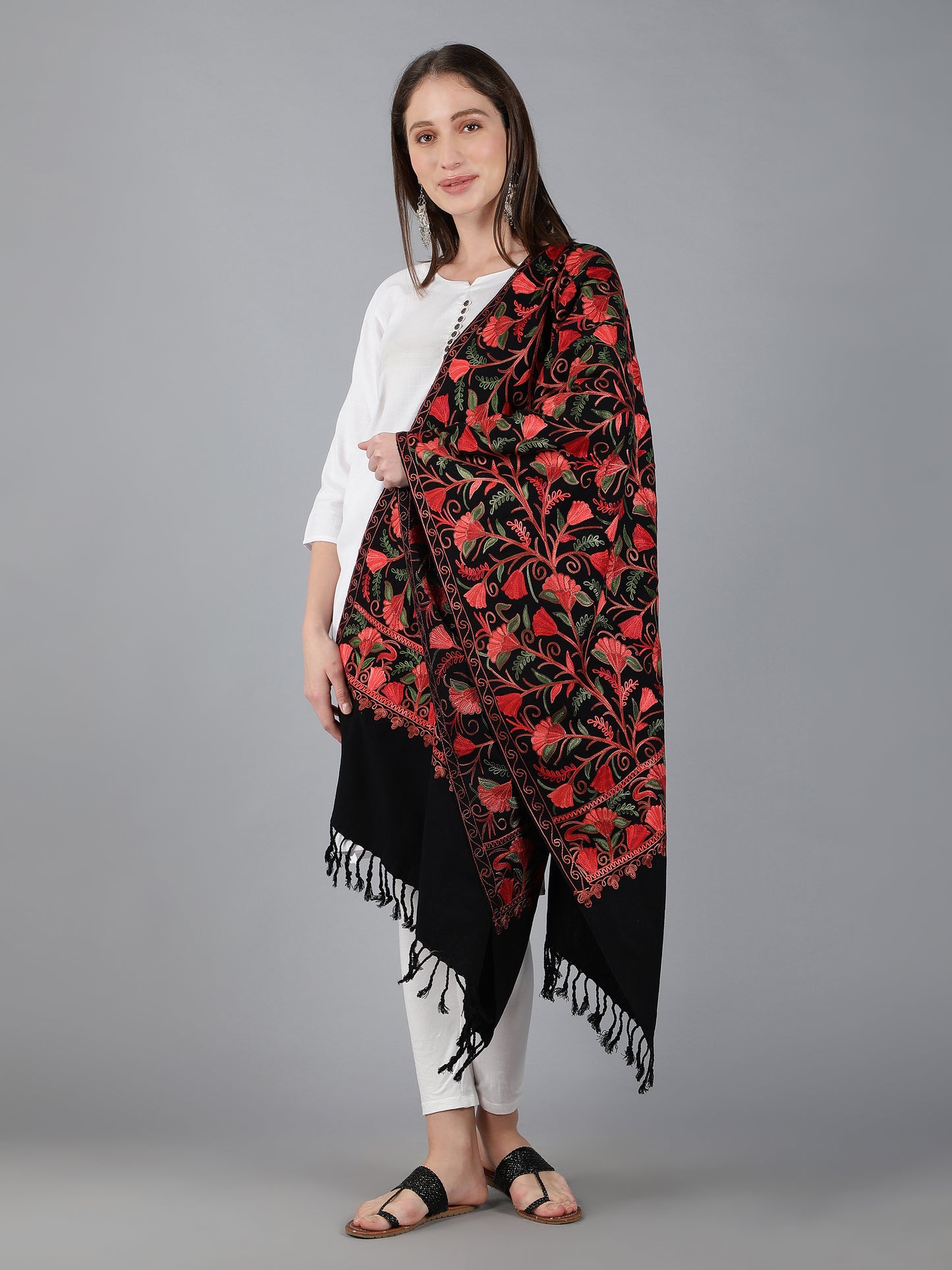 Kashmiri Aari Embroidery Woollen Stole | Black