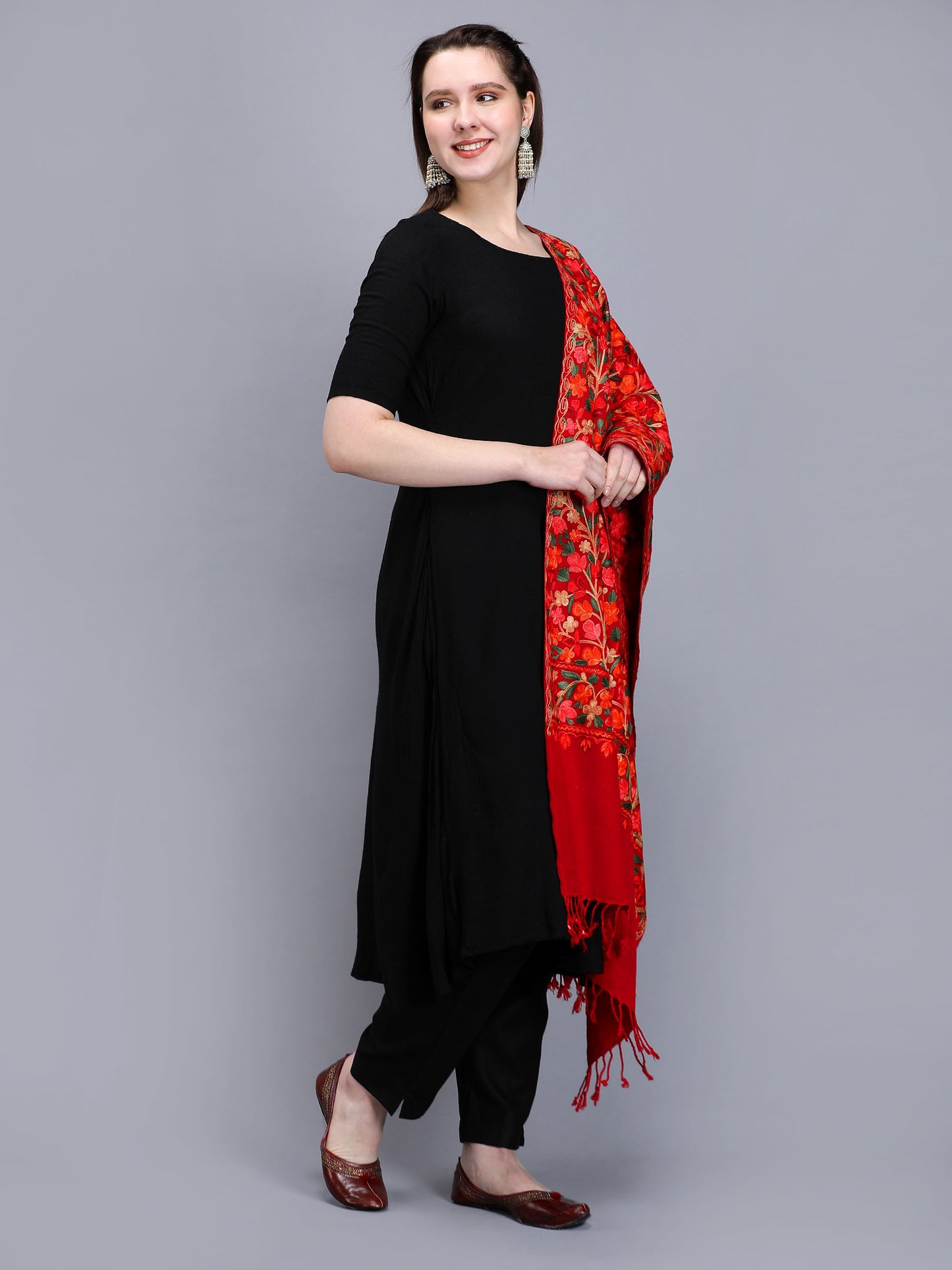 Kashmiri Aari Embroidery Woollen Stole | Red