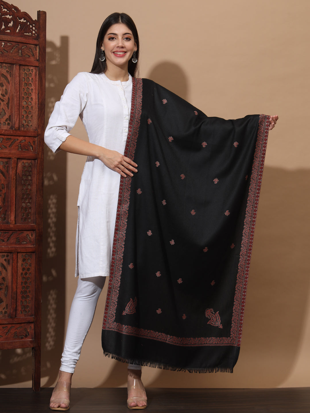 Woven Stole for Women with Daur Border in Woollen Kashmiri Design | Black
