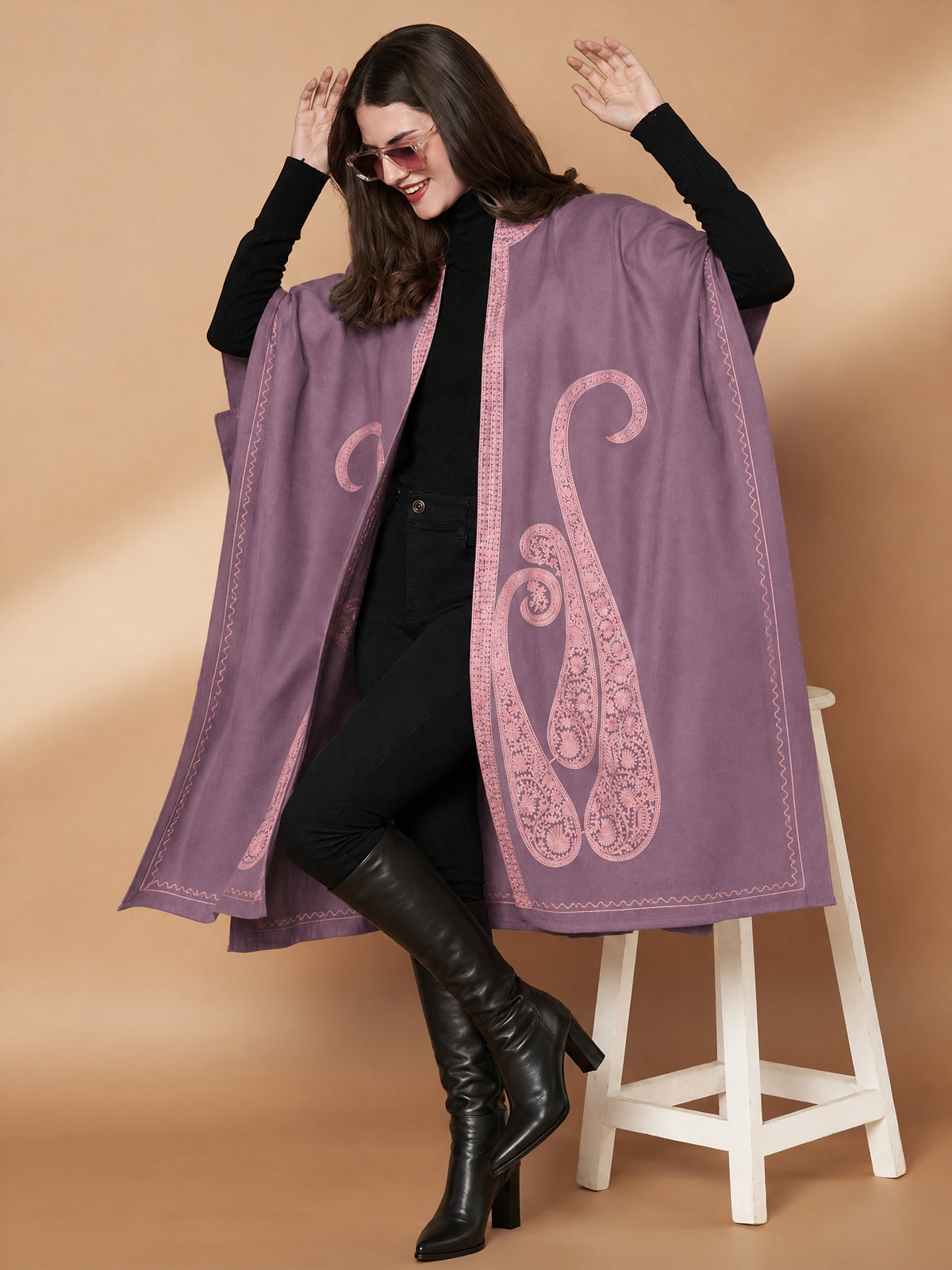Paisley Embroidery Lavender Pheran Shrug
