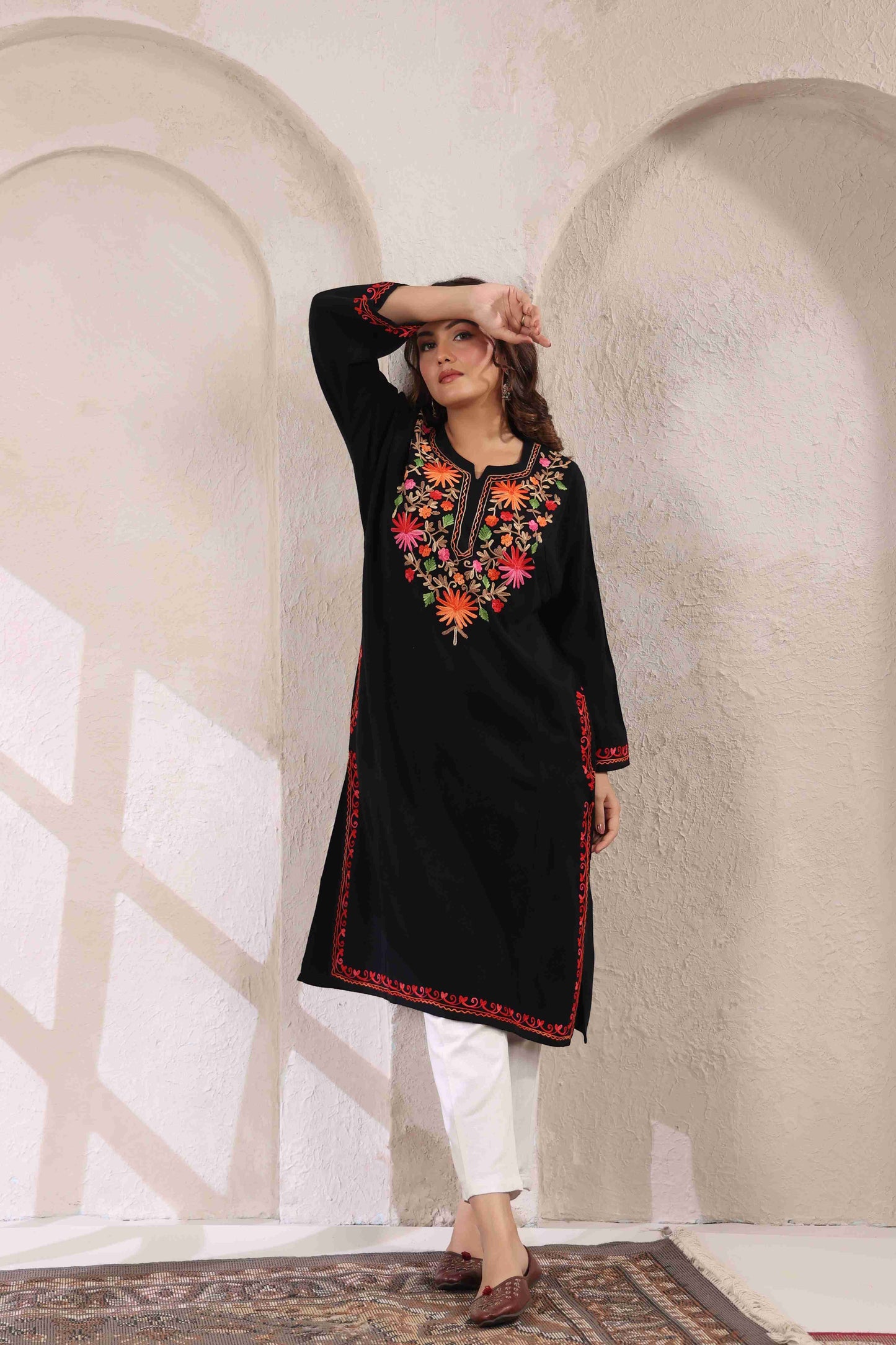 Multicolor Aari Embroidery Kashmiri Pheran | Black