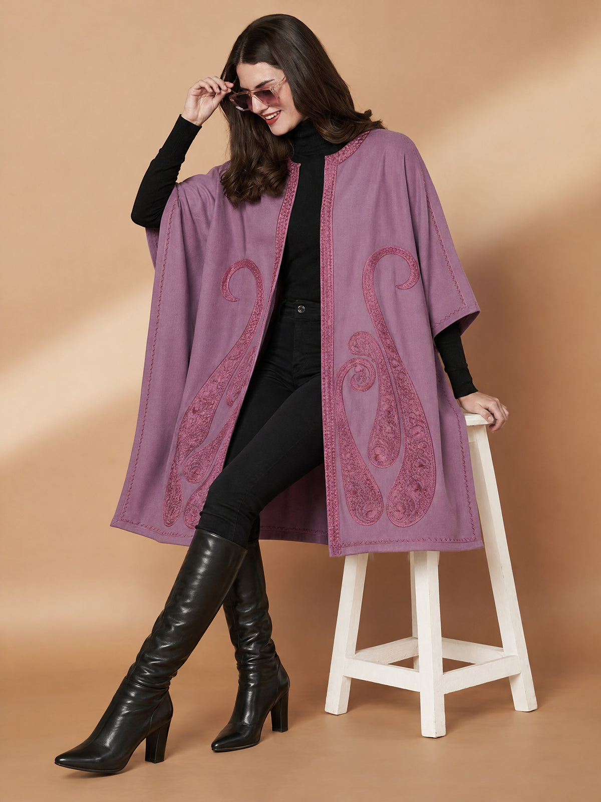 Paisley Embroidery Lavender Pheran Shrug