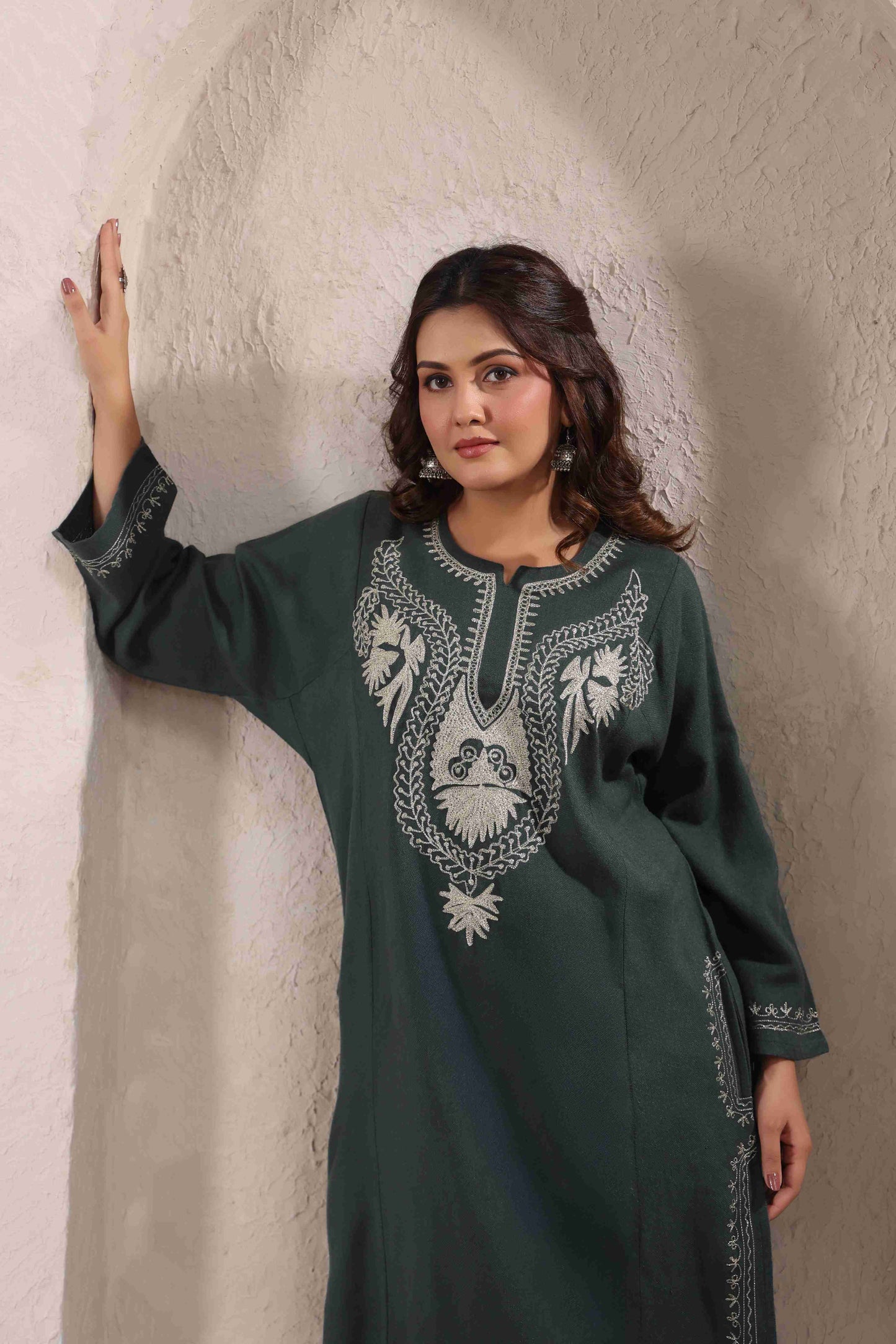 Kashmiri Pheran with Zari Embroidery | Grey