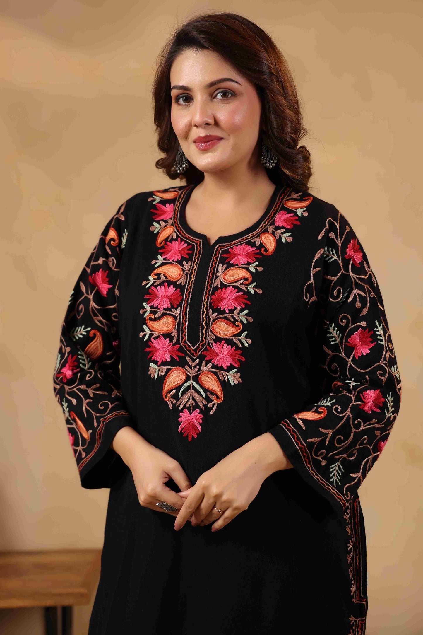 Multicolor Aari Embroidery Kashmiri Pheran | Black