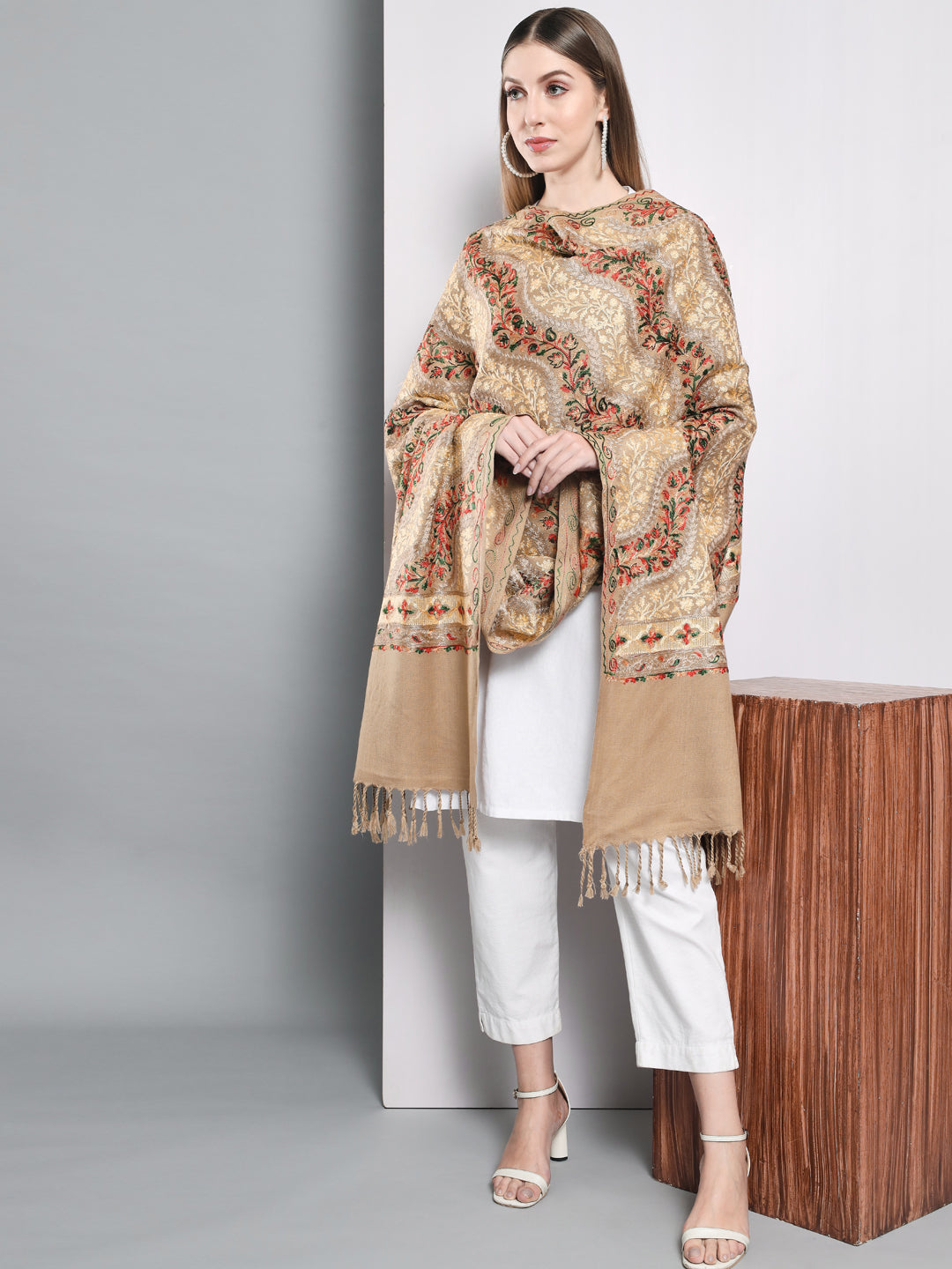 Kashmiri Aari Embroidery Woollen Shawl | Brown