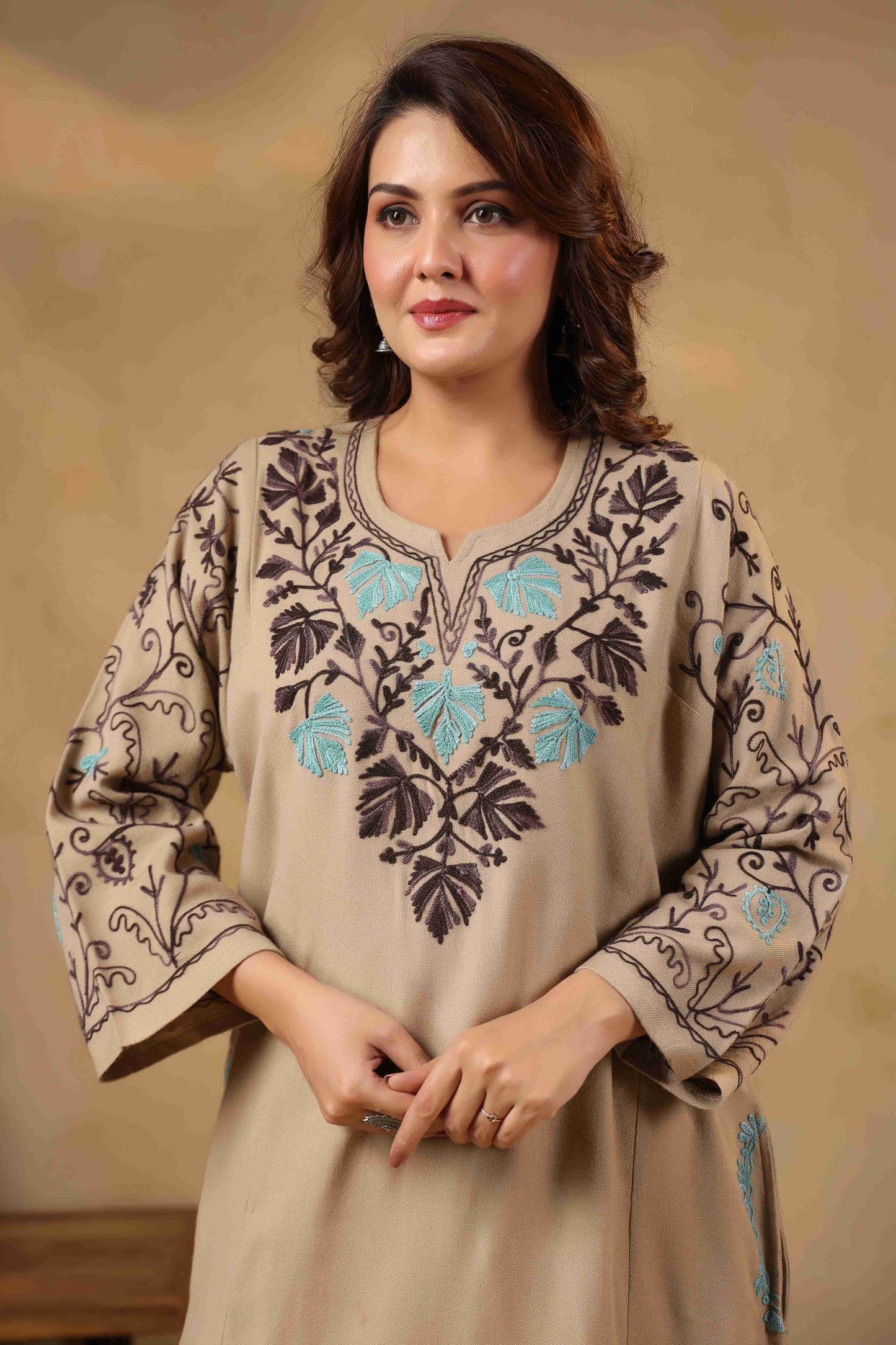 Chinar Embroidery Kashmiri Pheran | Beige