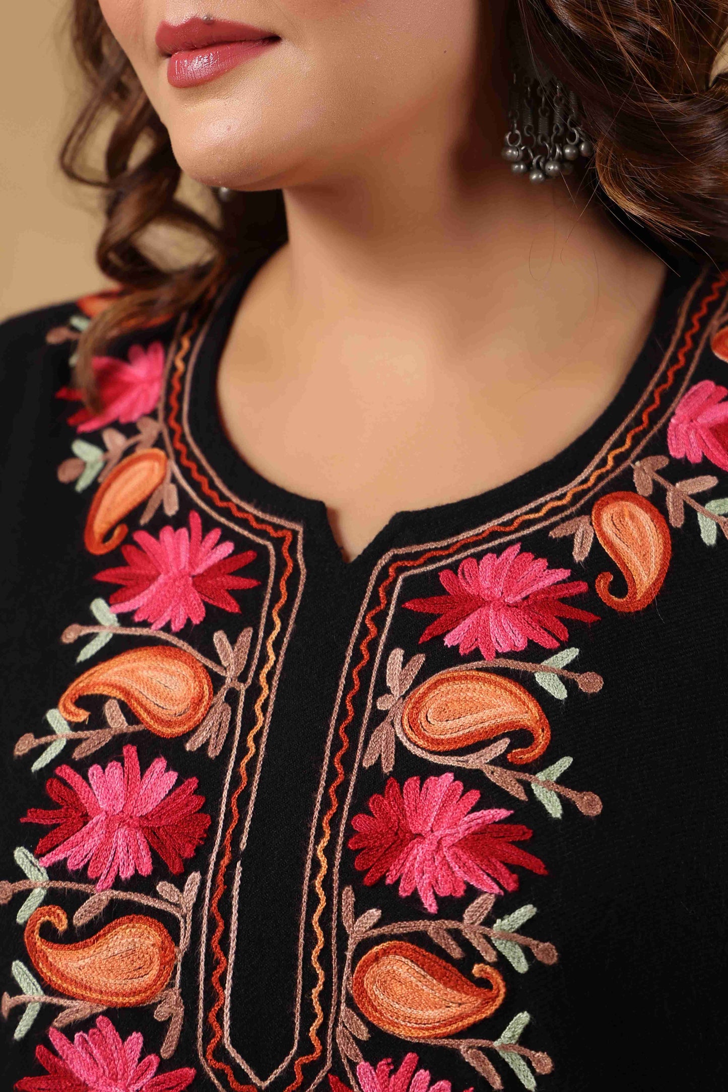 Multicolor Aari Embroidery Kashmiri Pheran | Black
