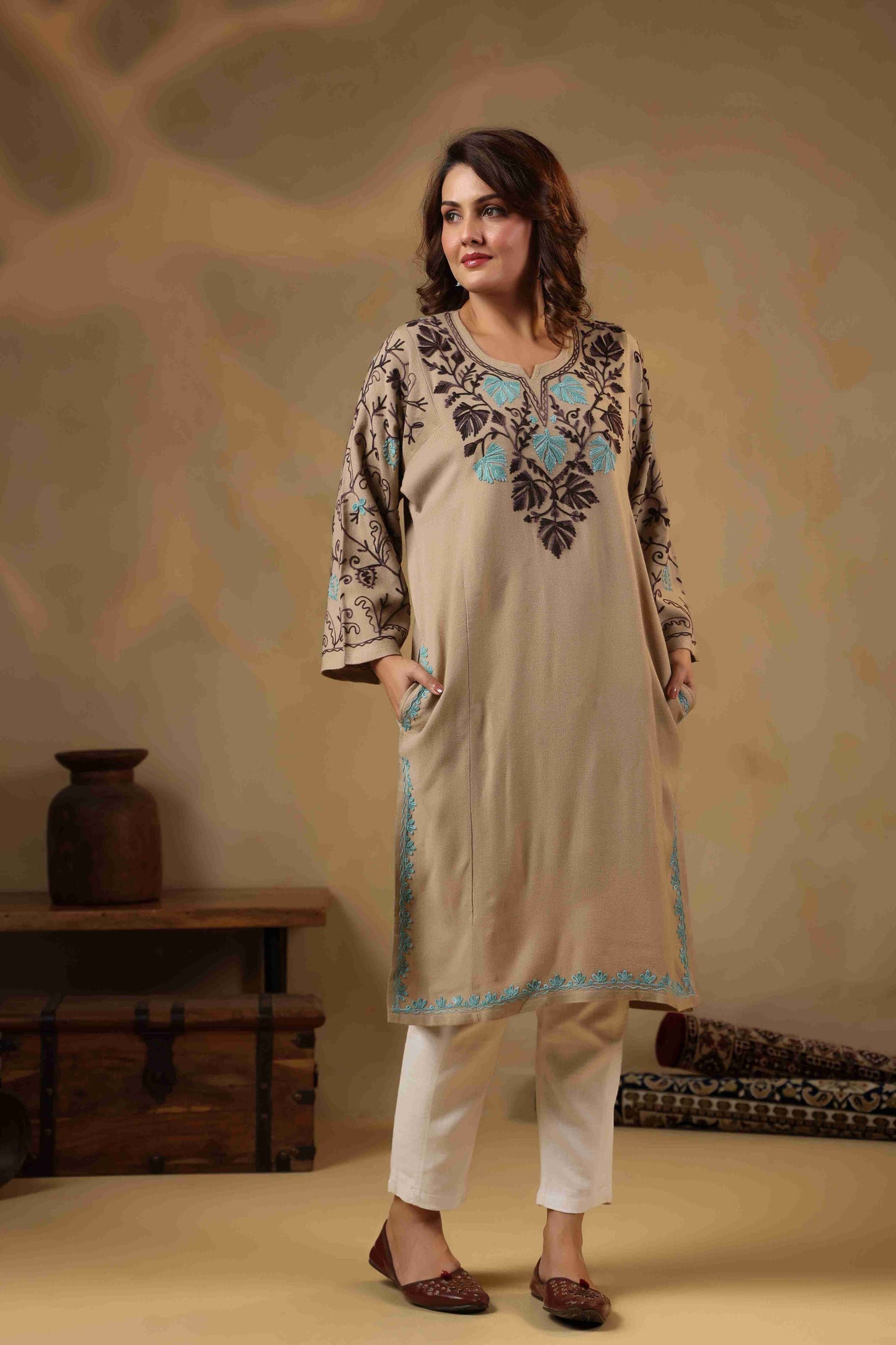 Chinar Embroidery Kashmiri Pheran | Beige