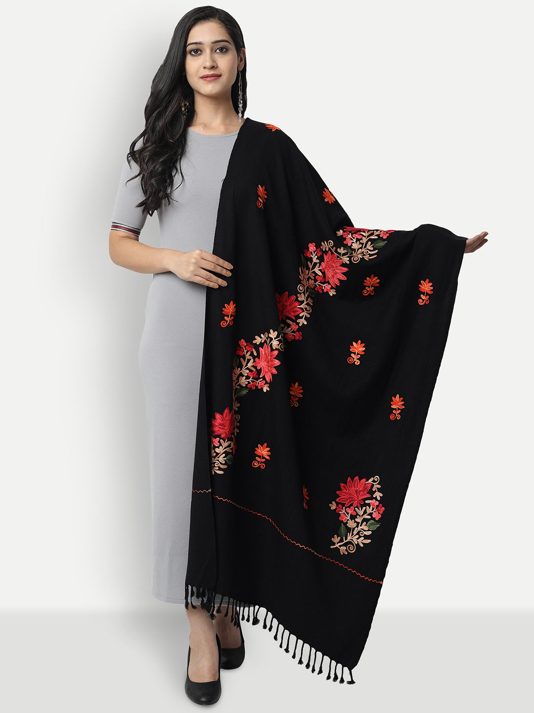 Women Kashmiri Aari Embroidery Woollen Stole | Black