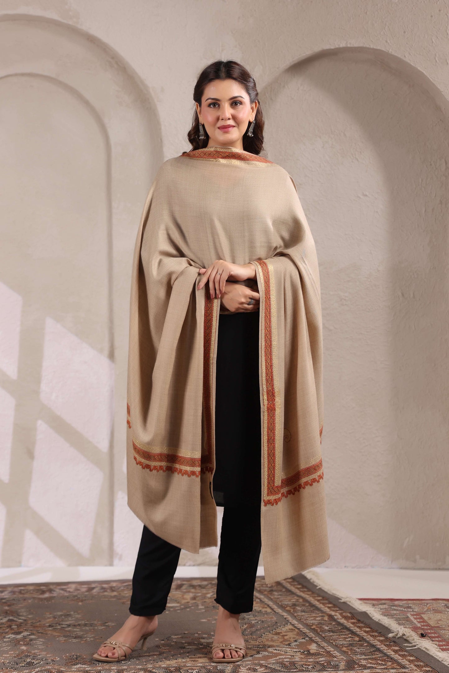 Kashmiri Sozni Zari Embroidery Shawl | Beige