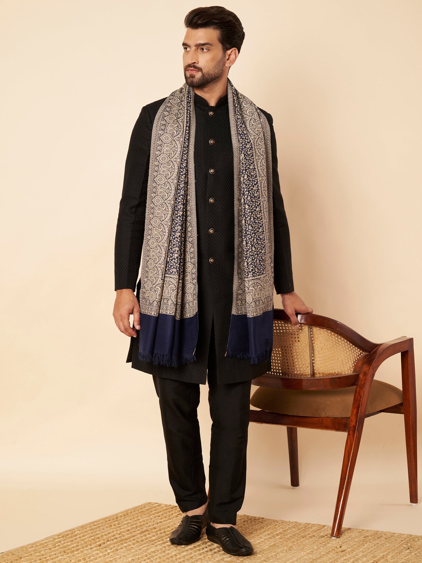 Floral All-over Kani Weave Woolen Stole with Paisley Border | Blue