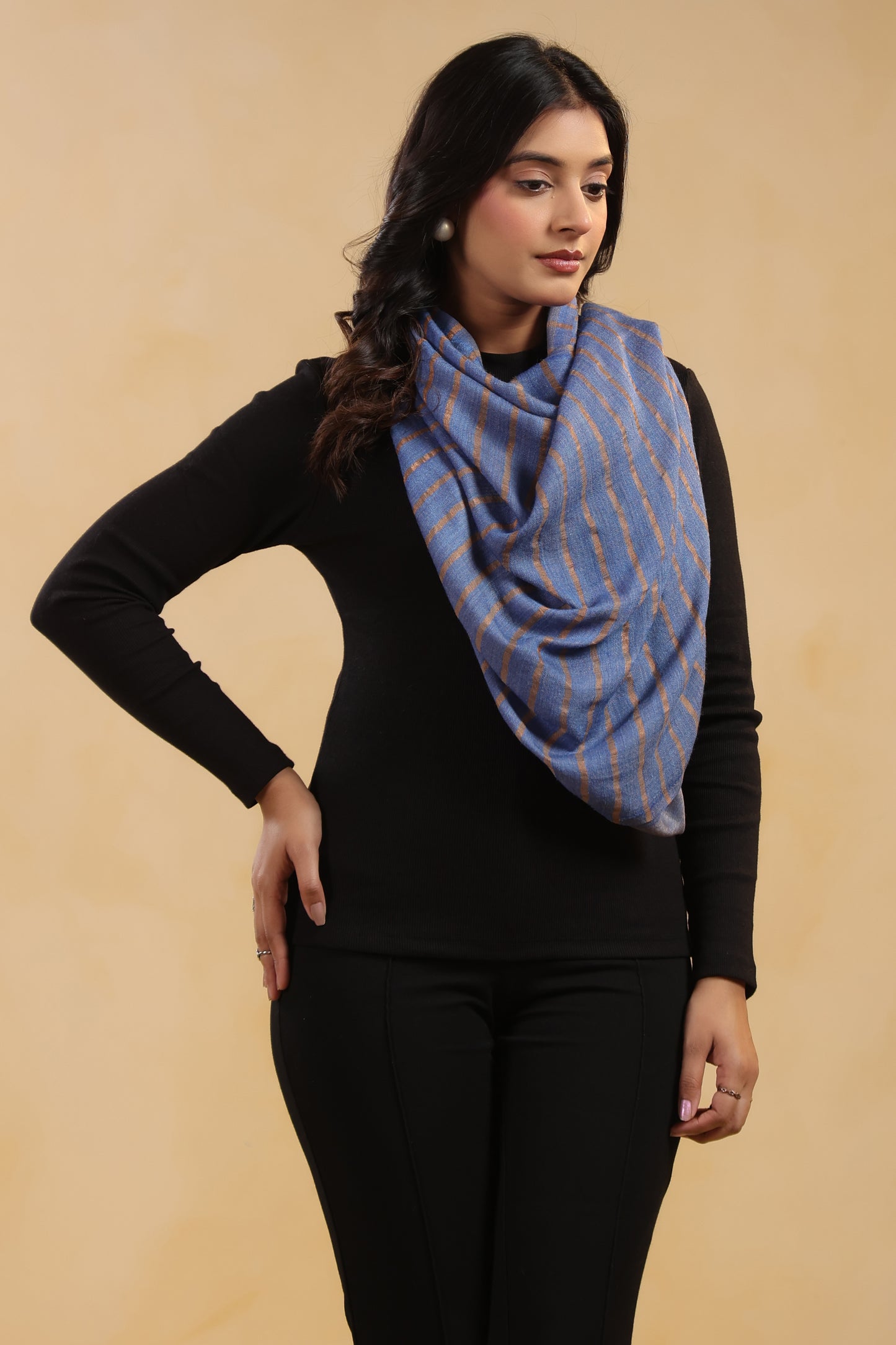 Fine Wool Horizontal Zari Stripes Stole | Blue