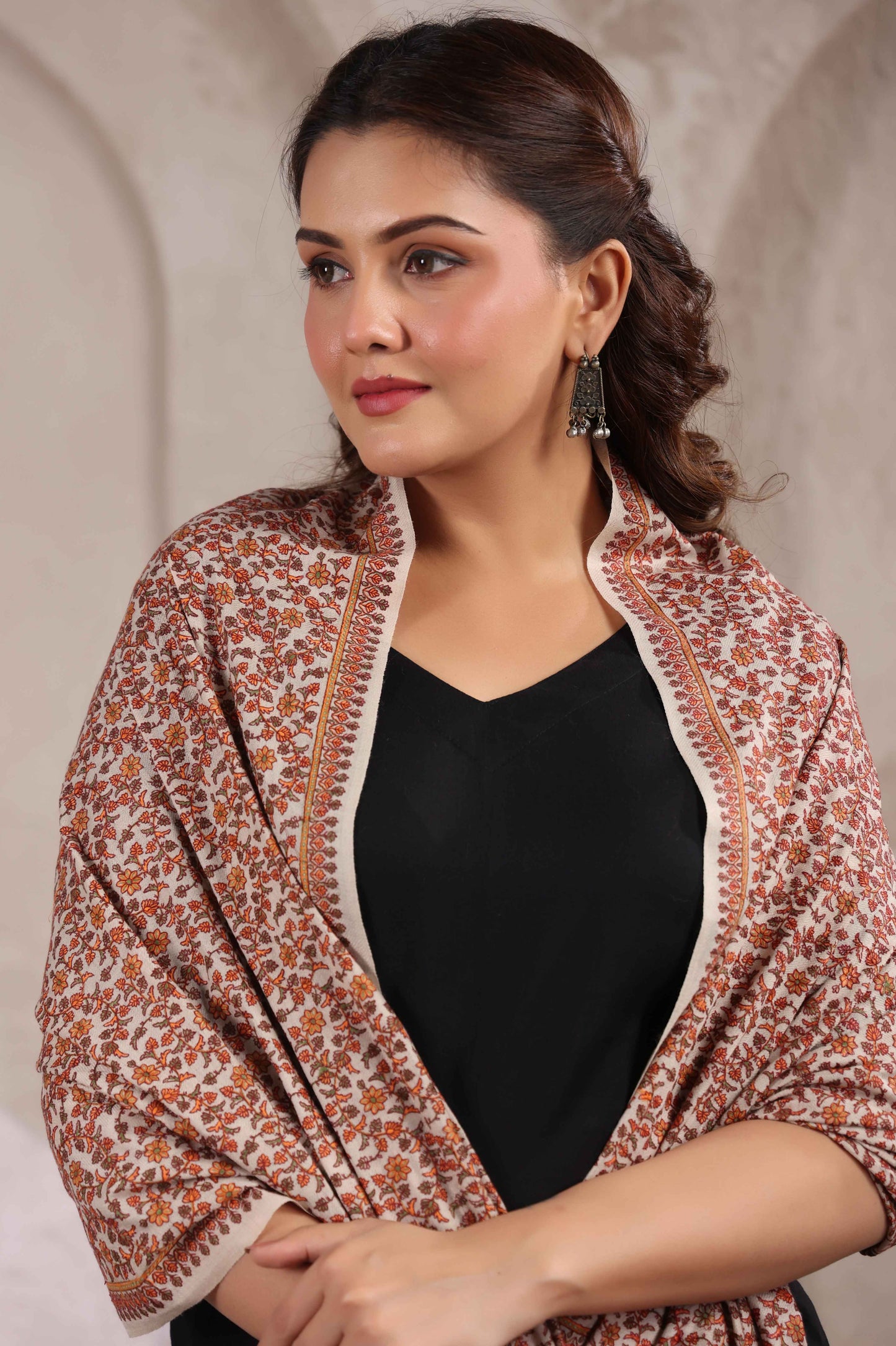 Kashmiri Sozni Jaal Embroidery Shawl | Beige