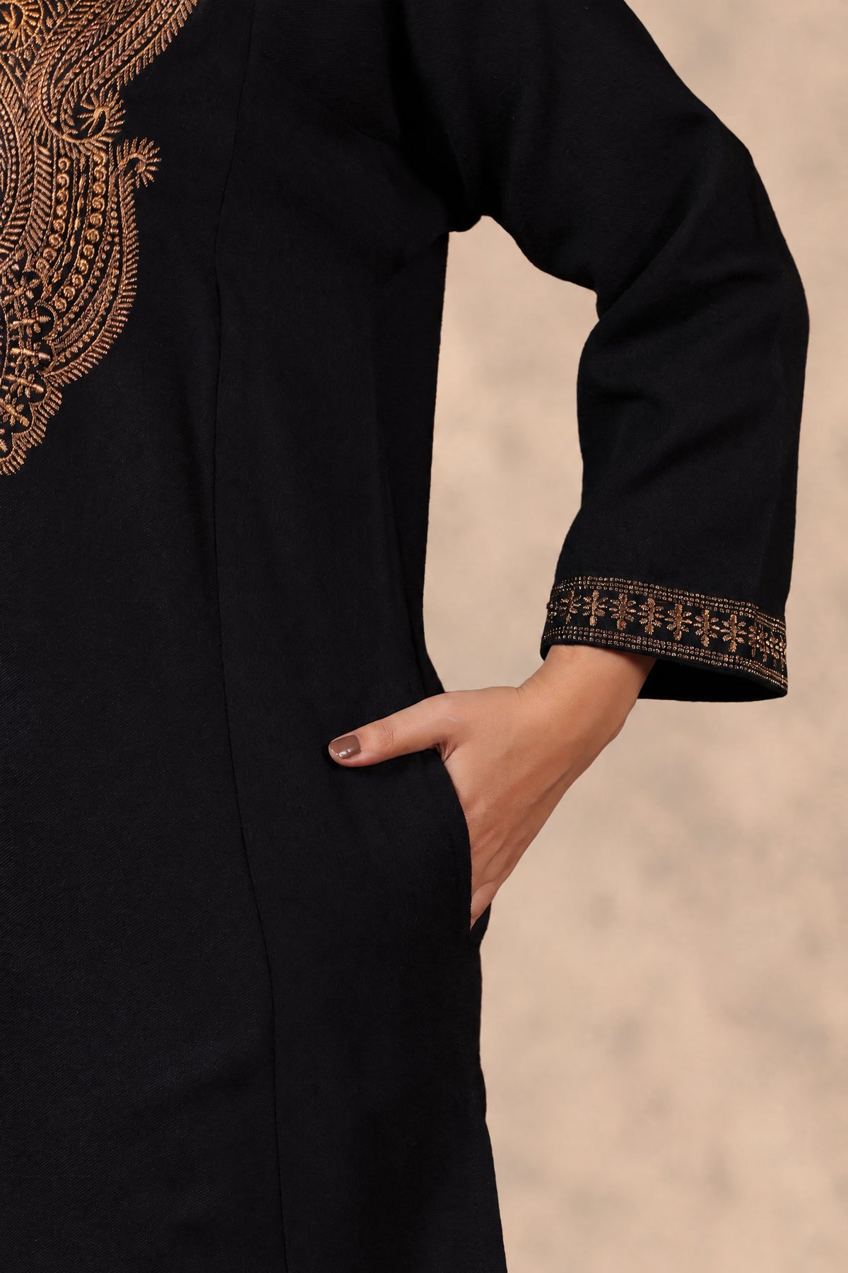 Heavy Zari Embroidery Kashmiri Pheran | Black - view 6