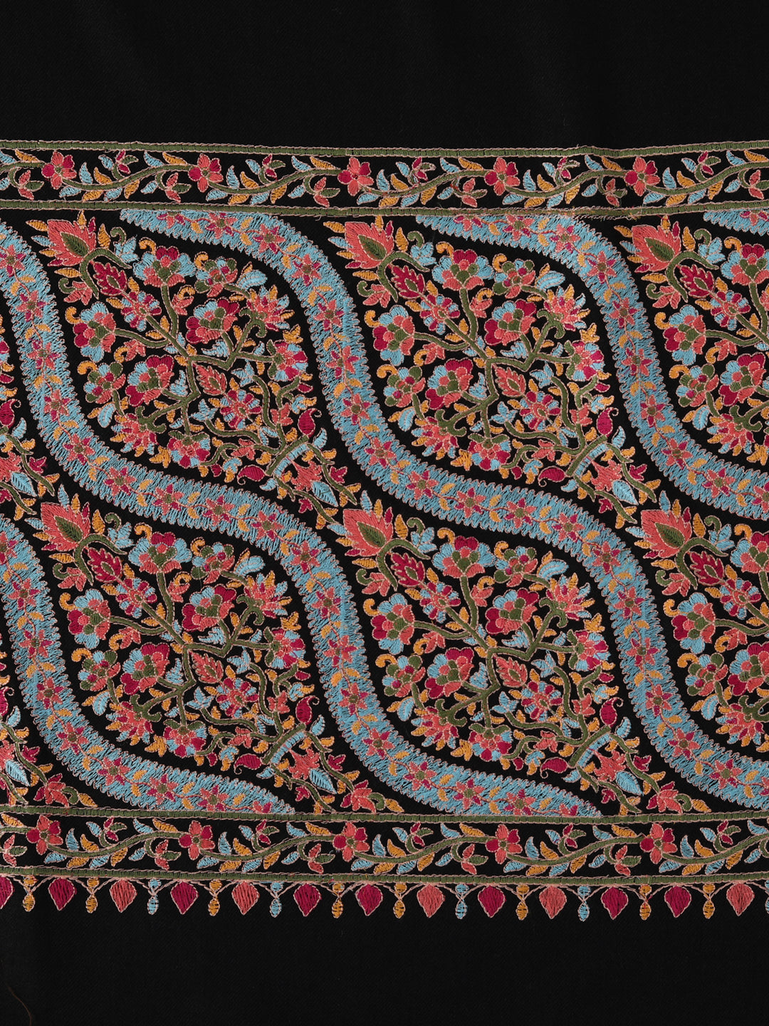 Fine Embroidery Paper Mache Daur Kashmiri Wool Shawl | Black - Zamour