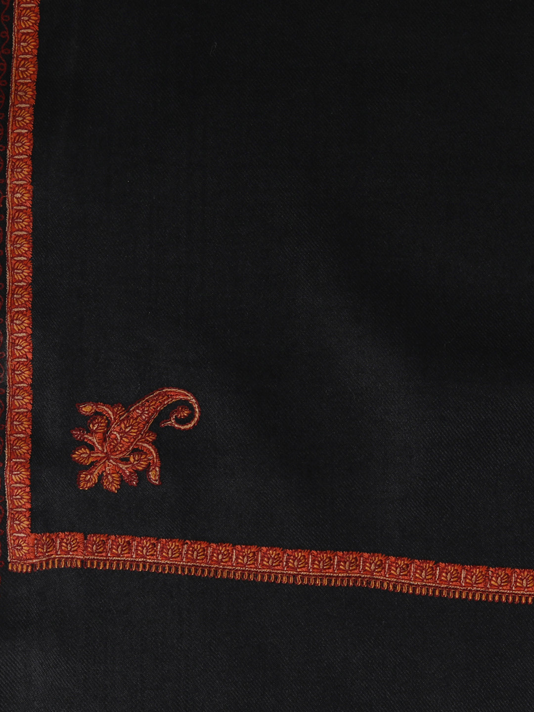 Fine Sozni Embroidery Daur Kashmiri Wool Shawl | Black - Zamour