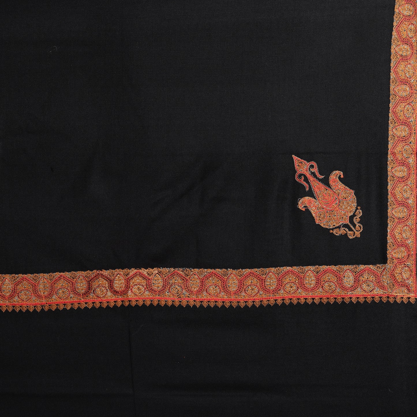 Traditional Lohi with Fine Needle Kashmiri Border | Large Size - Zamour