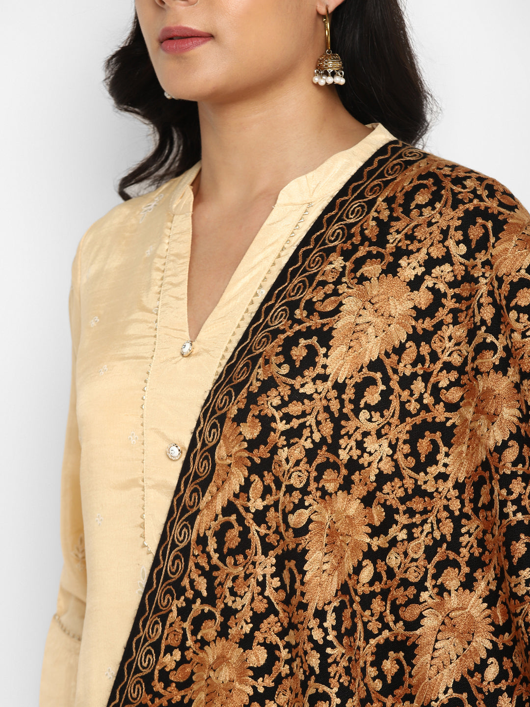 Kashmiri Aari Embroidery Woollen Stole | Black - Zamour