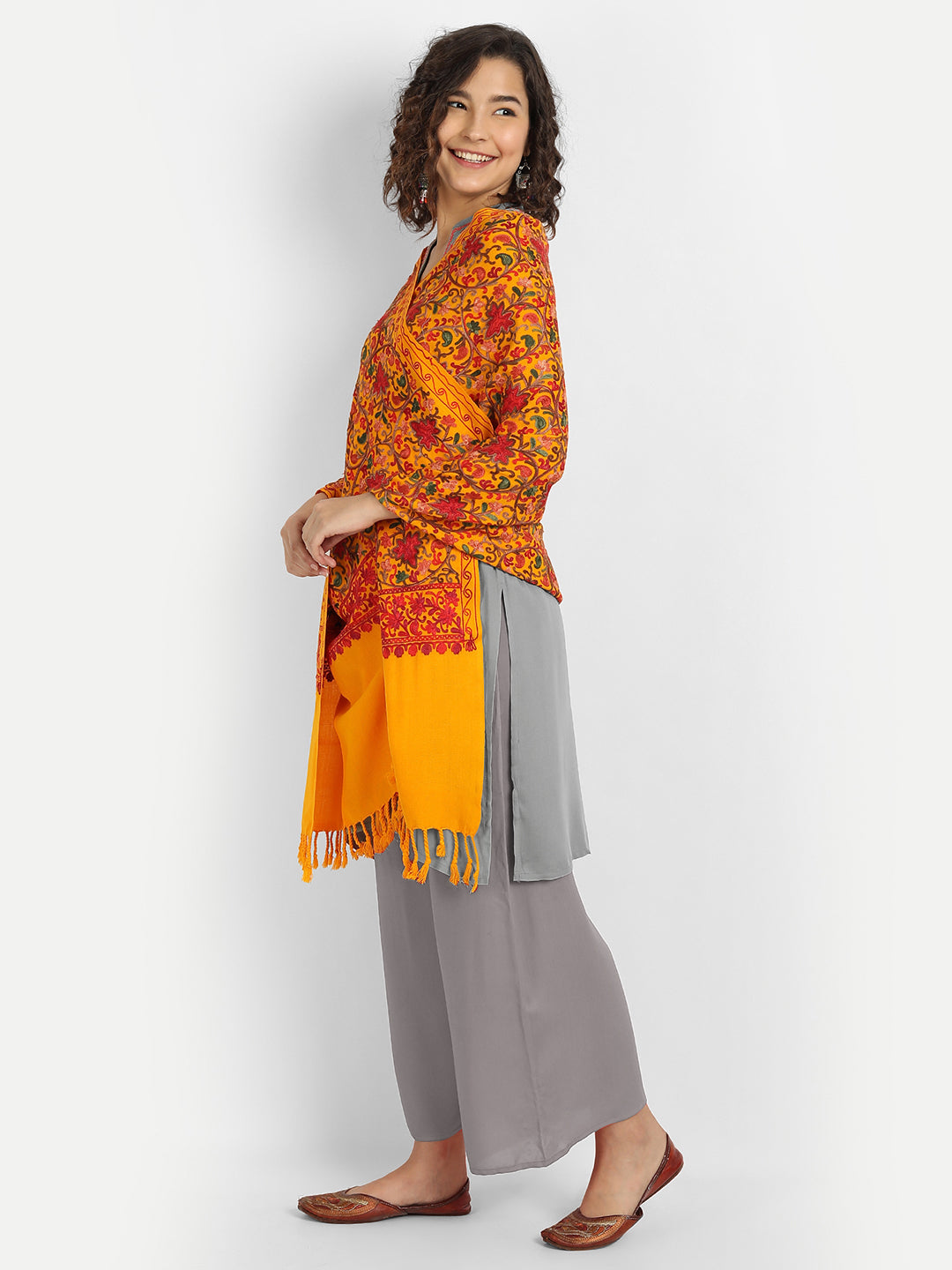 Kashmiri Aari Embroidered Woollen Stole | Yellow - Zamour