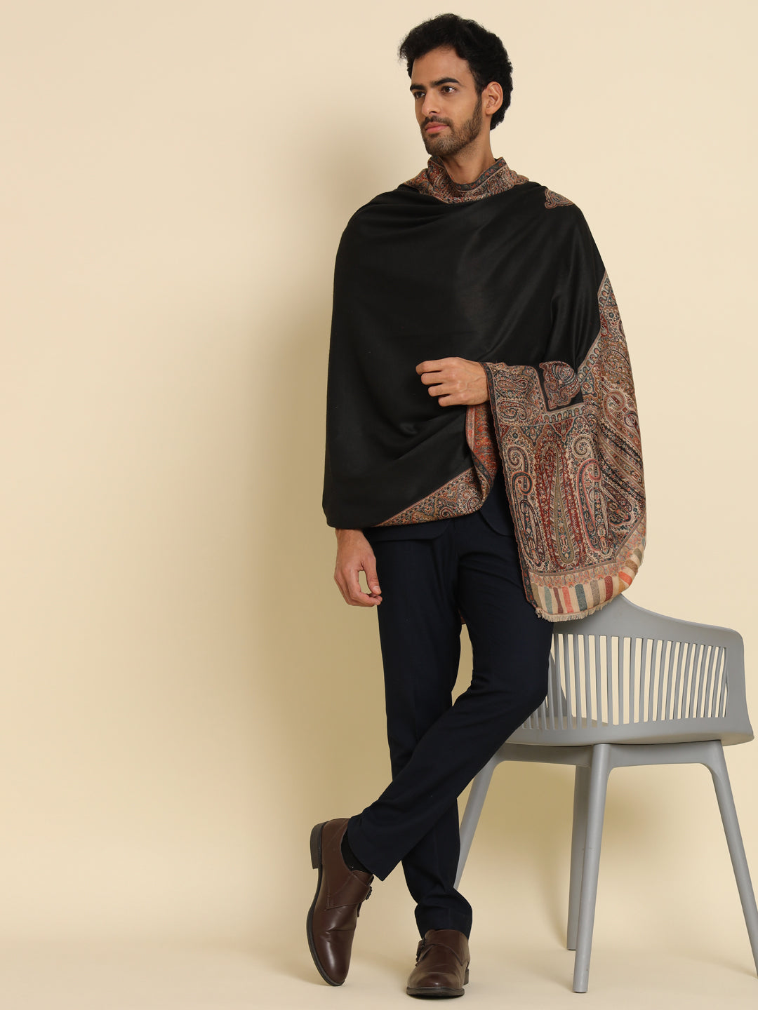 Kani Weave Woven Shawl for Men in Royal Patterns | Black