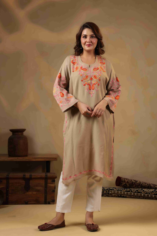 Floral Paisley Aari Embroidery Kashmiri Pheran | Beige