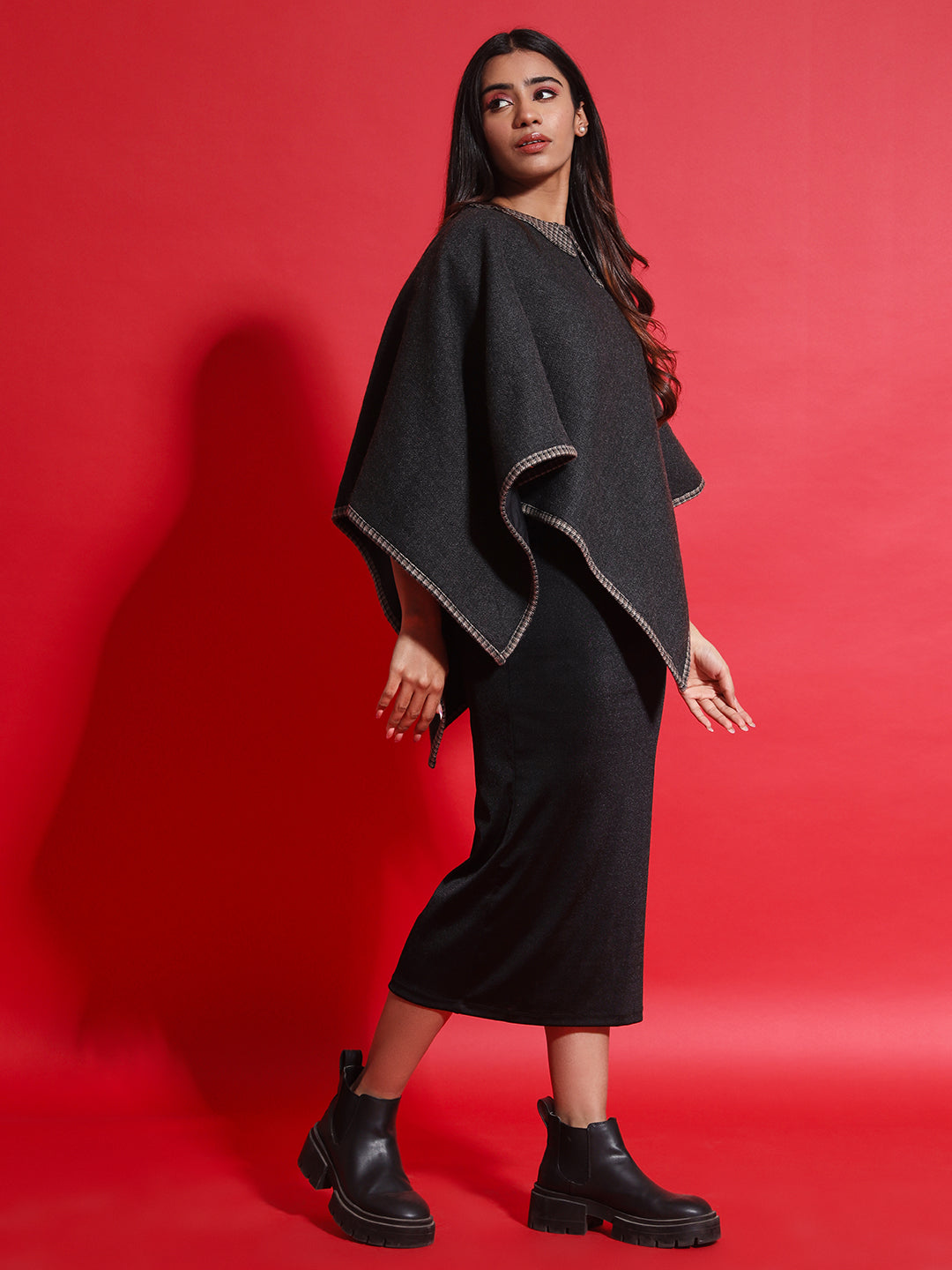 Woven Checked Cashmelon thick Poncho for Women with Double Collar and Lining | Grey