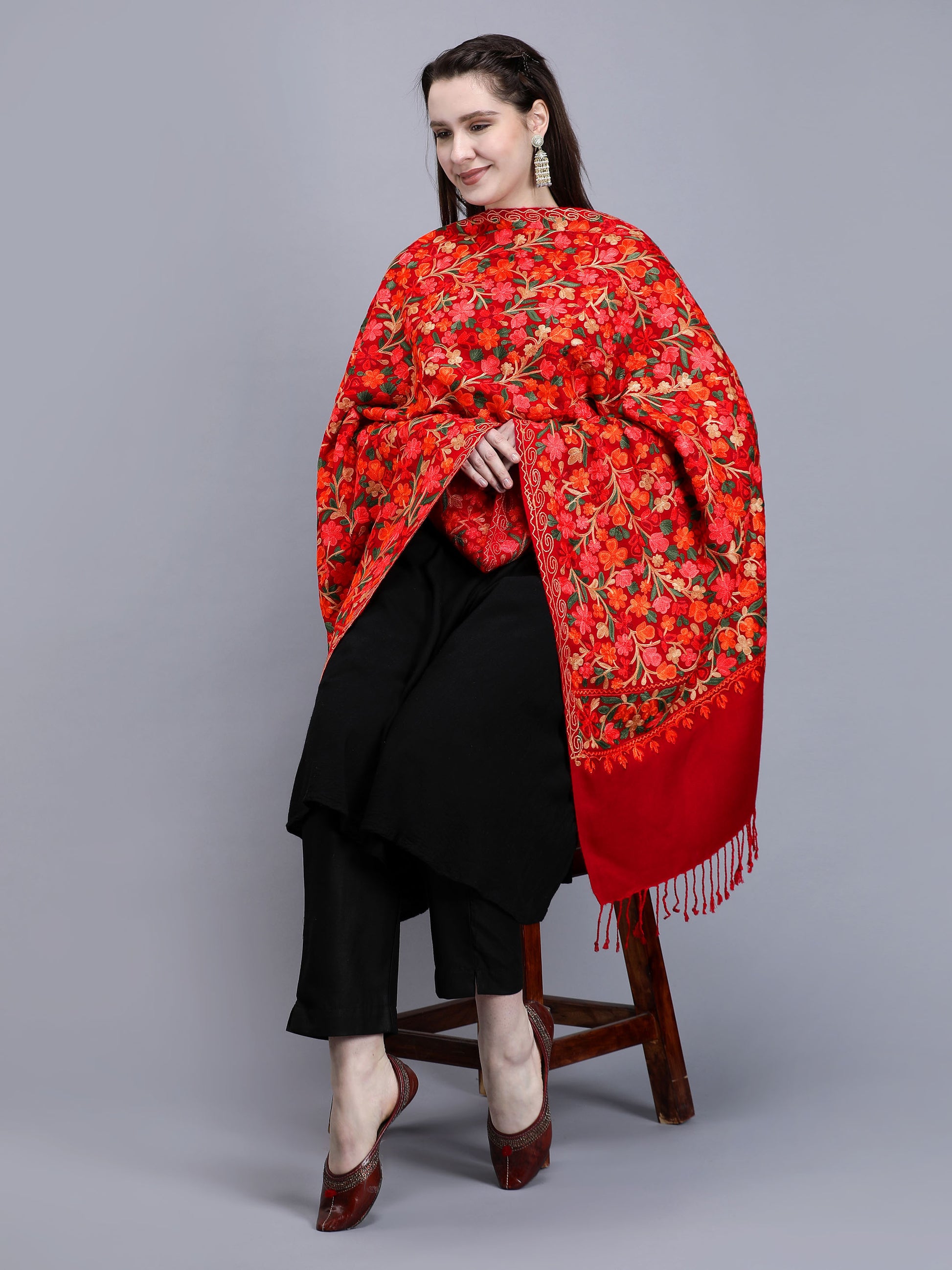 Kashmiri Aari Embroidery Woollen Stole | Red