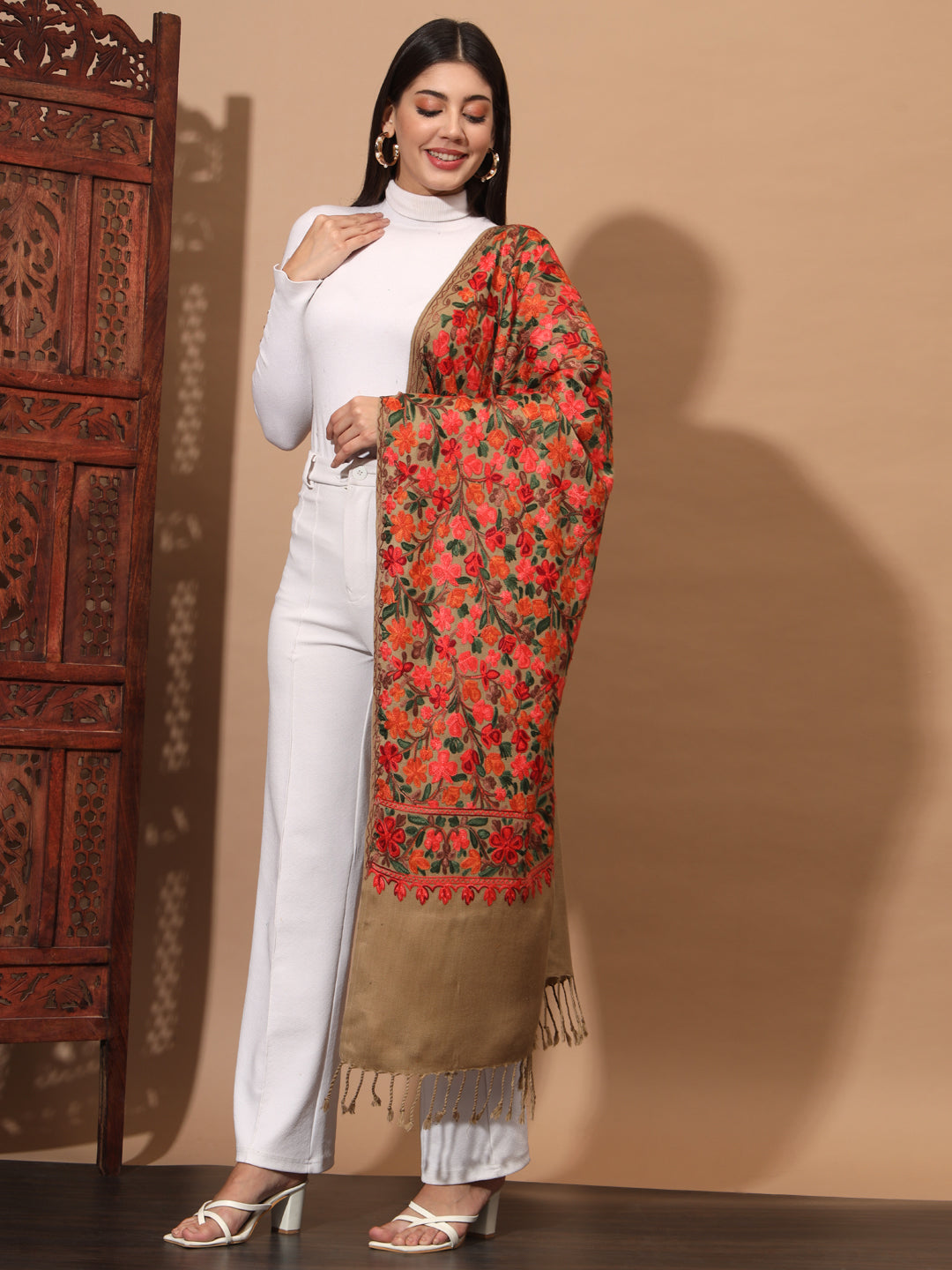 Kashmiri Aari Embroidery Woollen Stole for Women | Brown