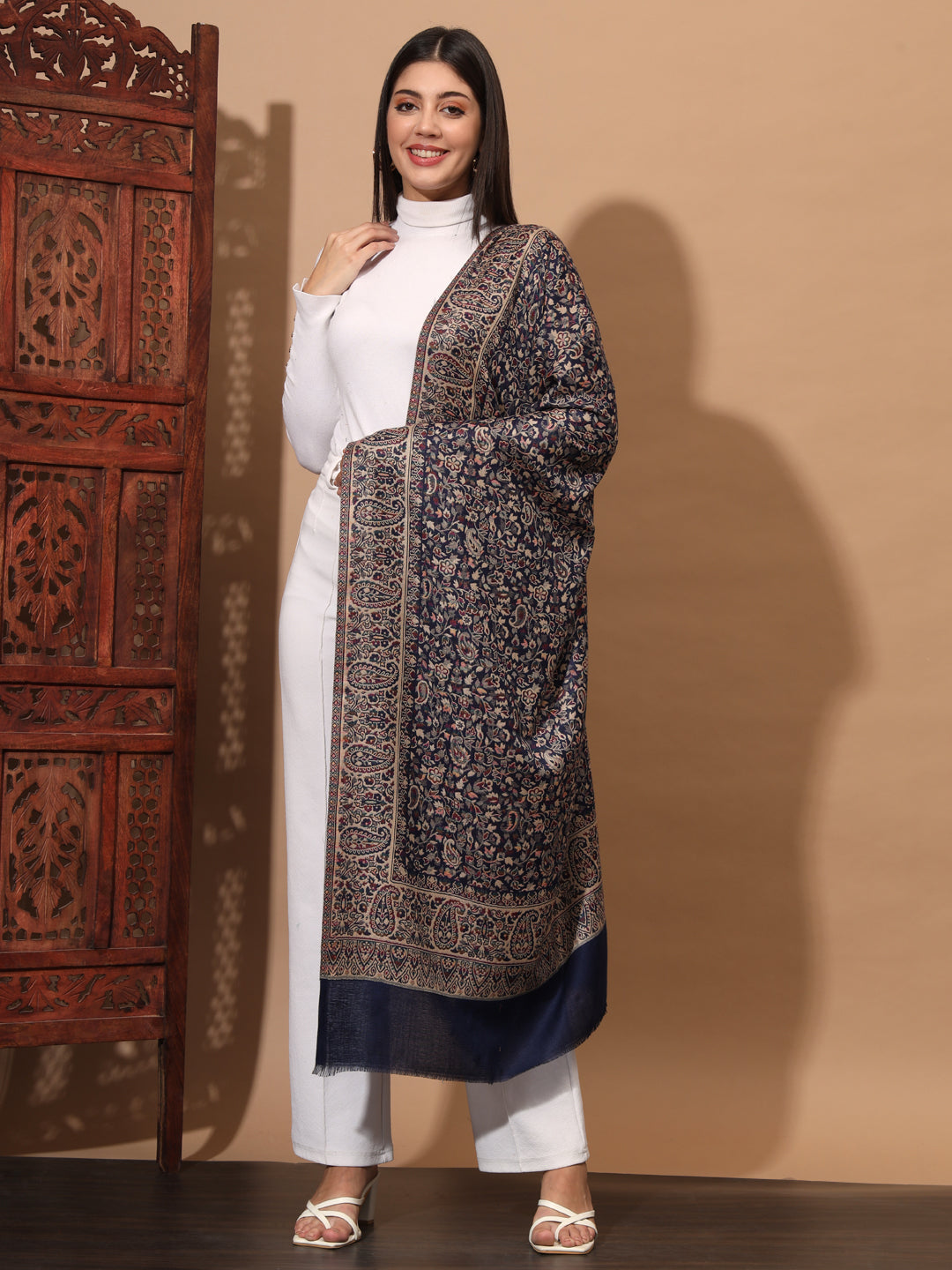 Kani Weave Woven Stole for Women in Paisley Jaal Patterns | Blue