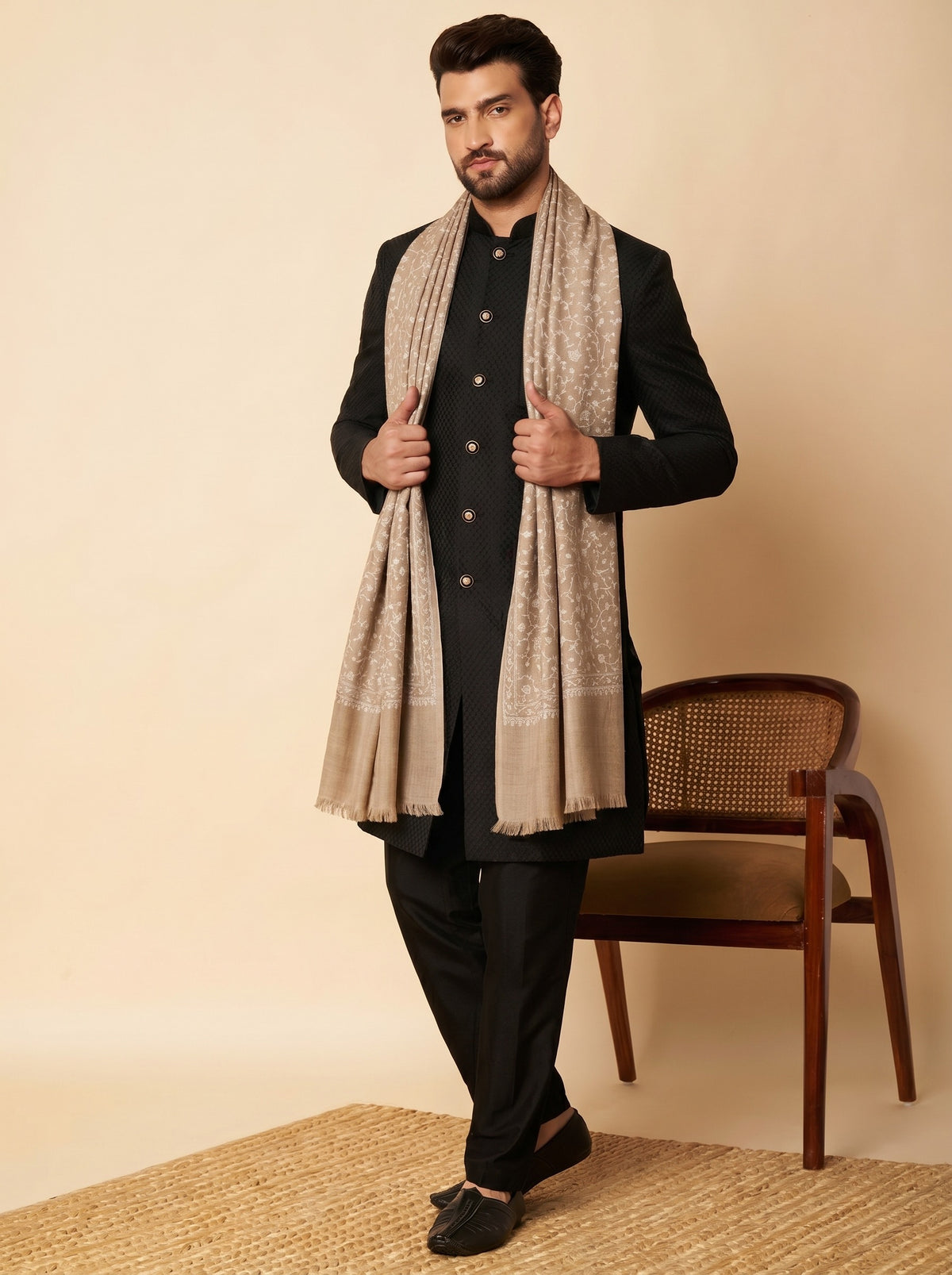Fine Sozni Jaal Embroidery Kashmiri Wool Shawl for Men | Brown - photo 3