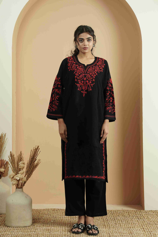 Floral Paisley Aari Embroidery Kashmiri Pheran | Black