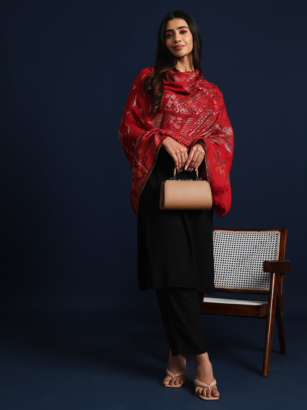 Kani Pure Wool Shawl for Women with Paisley Zari Pattern | Maroon