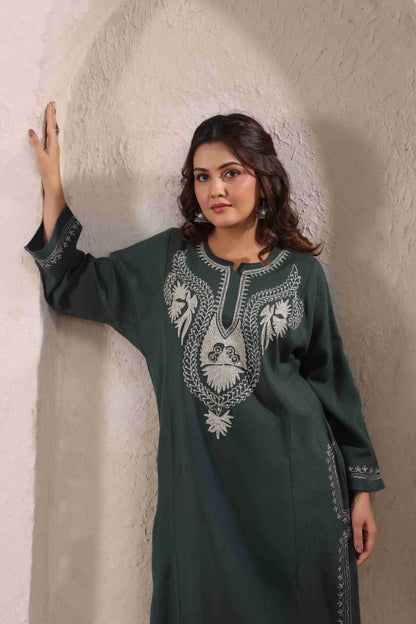 Kashmiri Pheran with Zari Embroidery | Grey