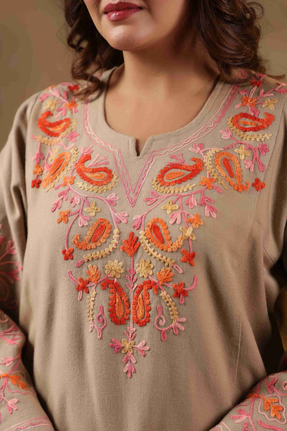 Floral Paisley Aari Embroidery Kashmiri Pheran | Beige