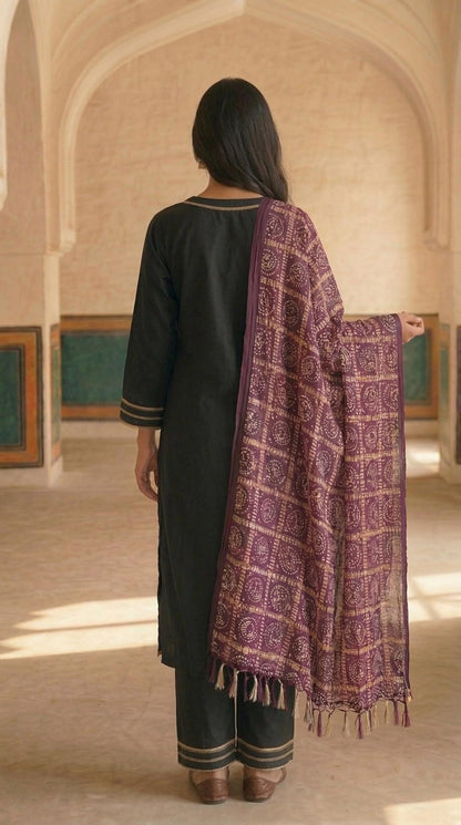 Chinnon Bandhani Dupatta for Women | Purple - view 3