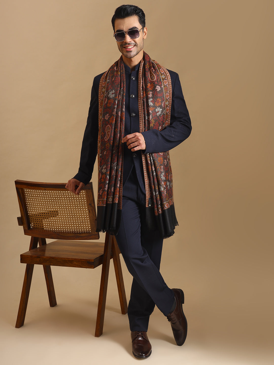 Kani Weave Paisley Pure Wool Shawl for Men | Black