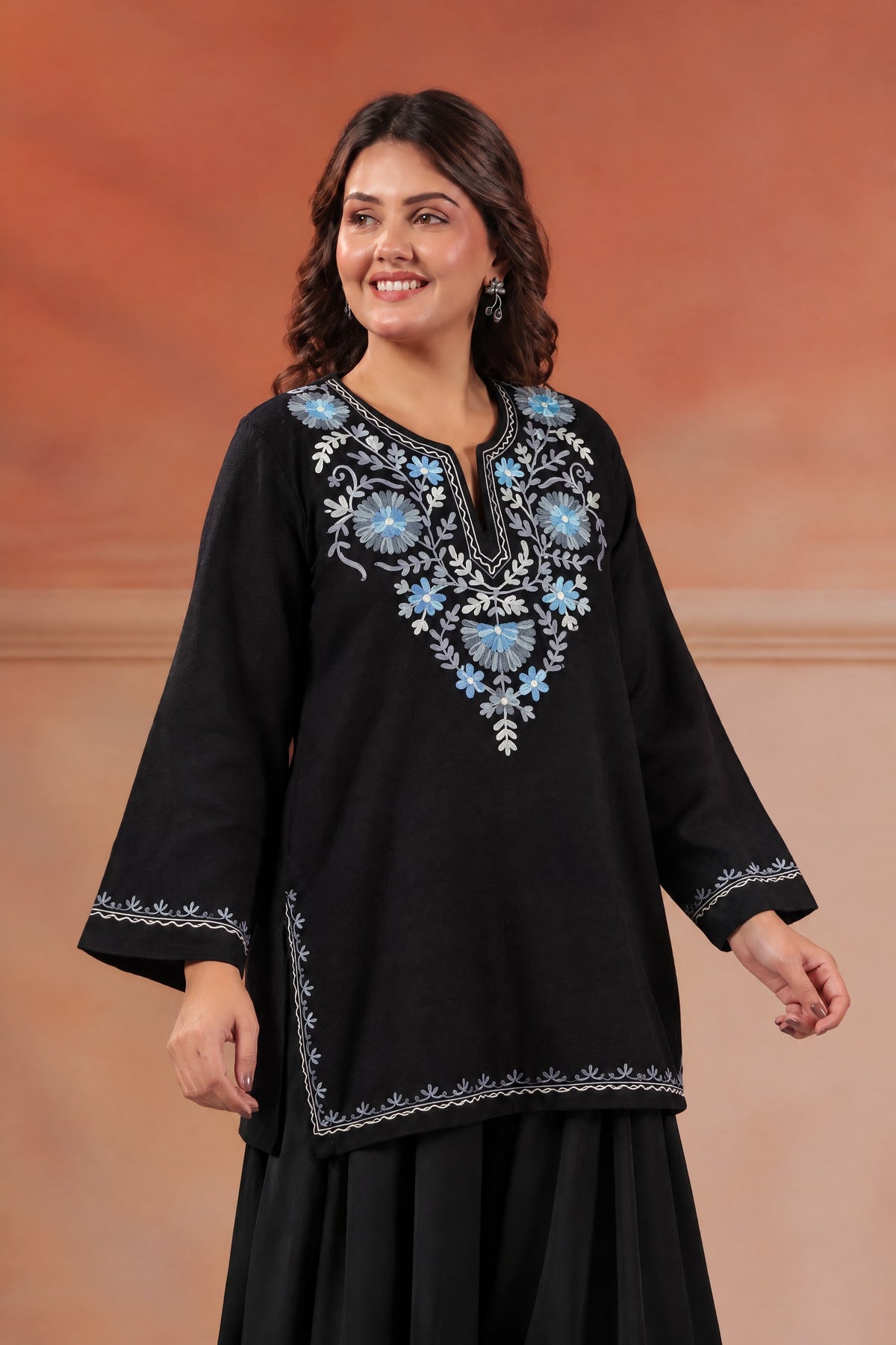 Women's Aari Floral Multicolour Embroidered Woollen Kurta | Black