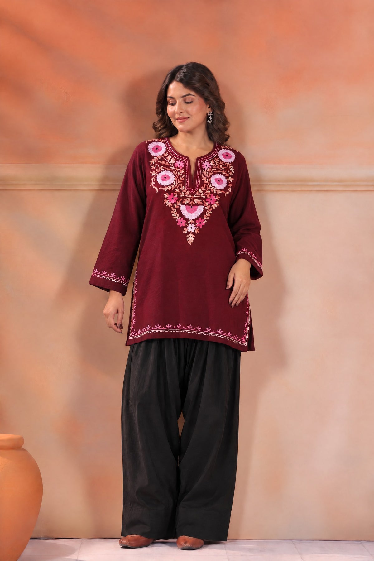 Women's Aari Floral Multicolour Embroidered Woollen Kurta | Maroon
