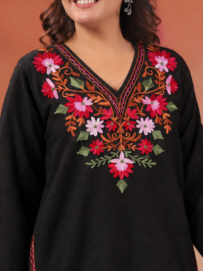 Women's Aari Floral Embroidered Woollen V-Neck Kurta | Black