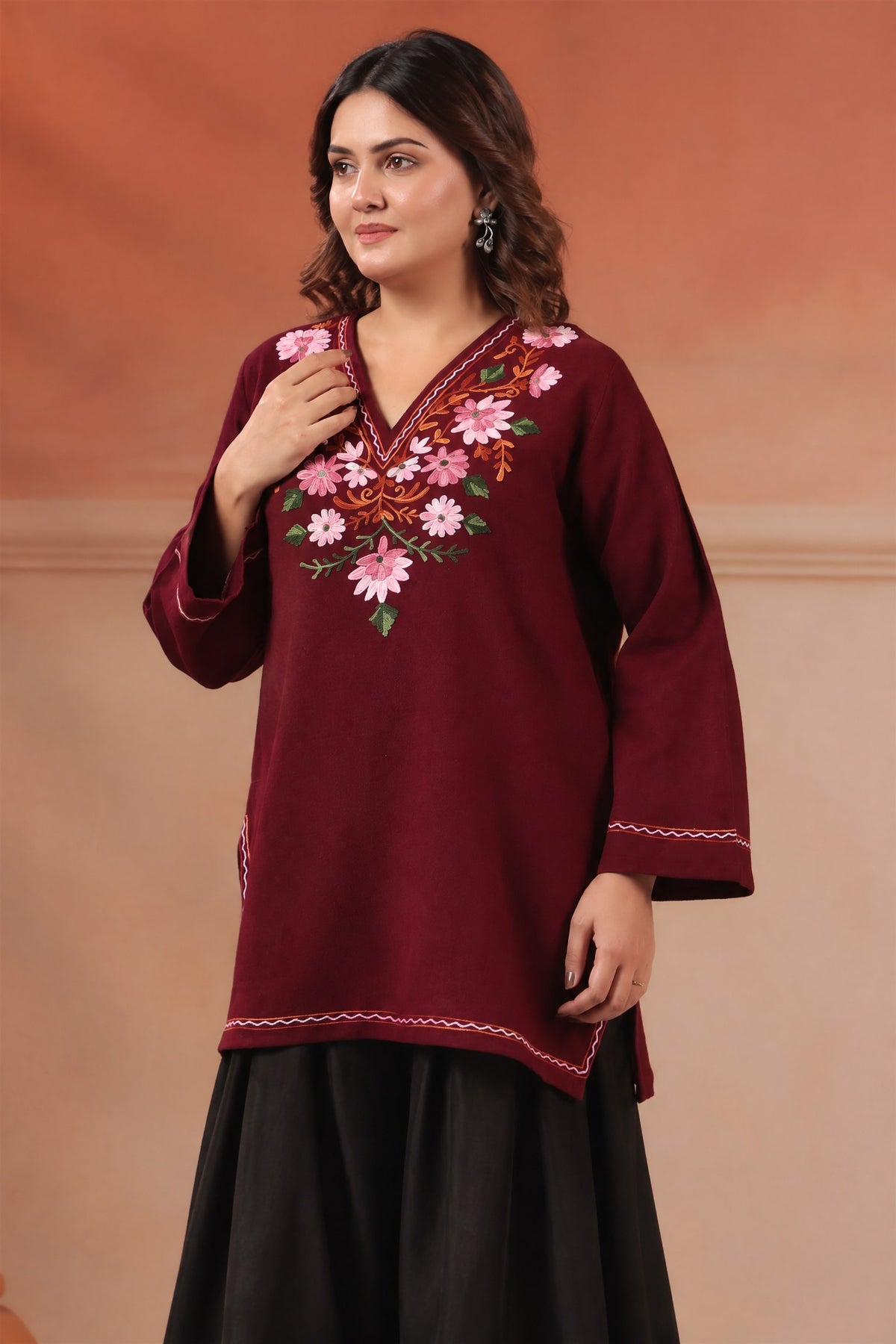 Women's Aari Floral Embroidered Woollen V-Neck Kurta | Wine