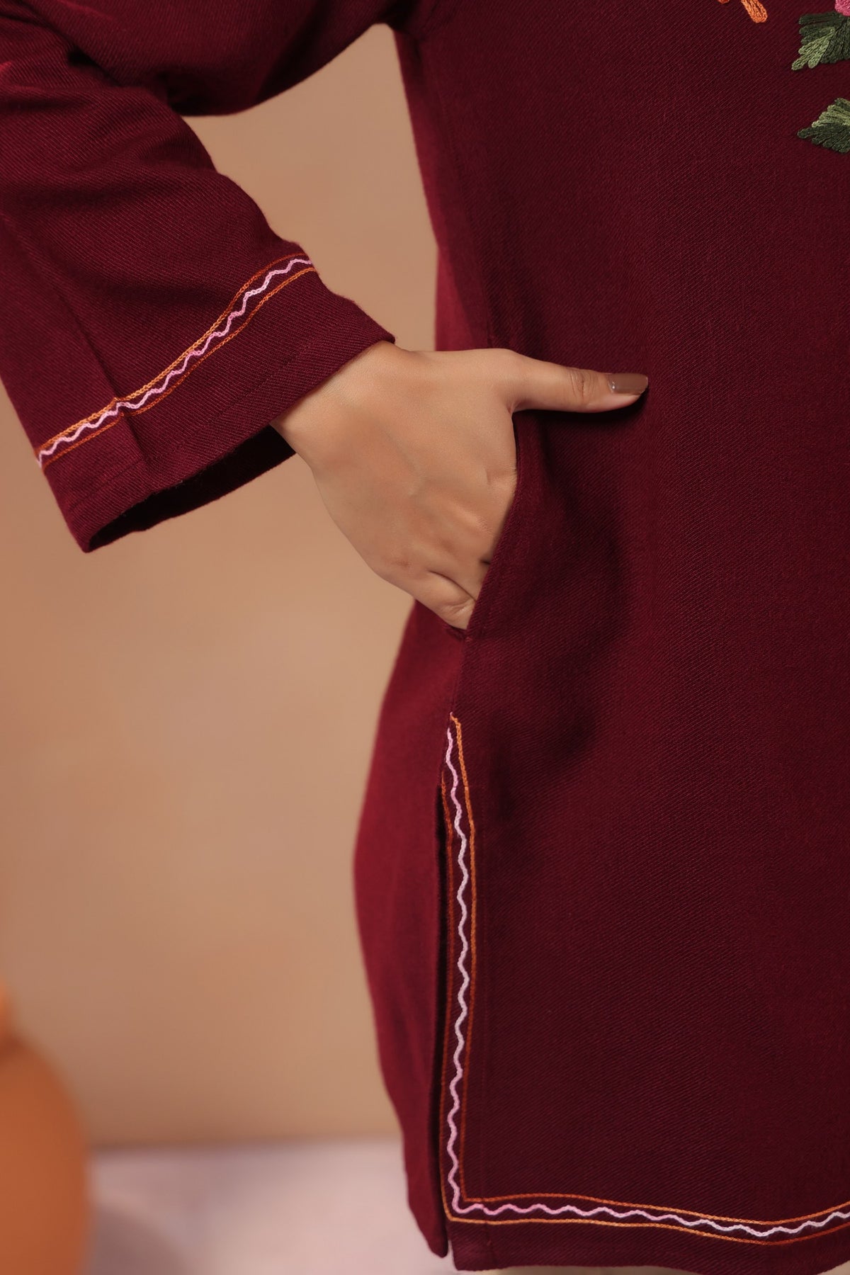 Women's Aari Floral Embroidered Woollen V-Neck Kurta | Wine