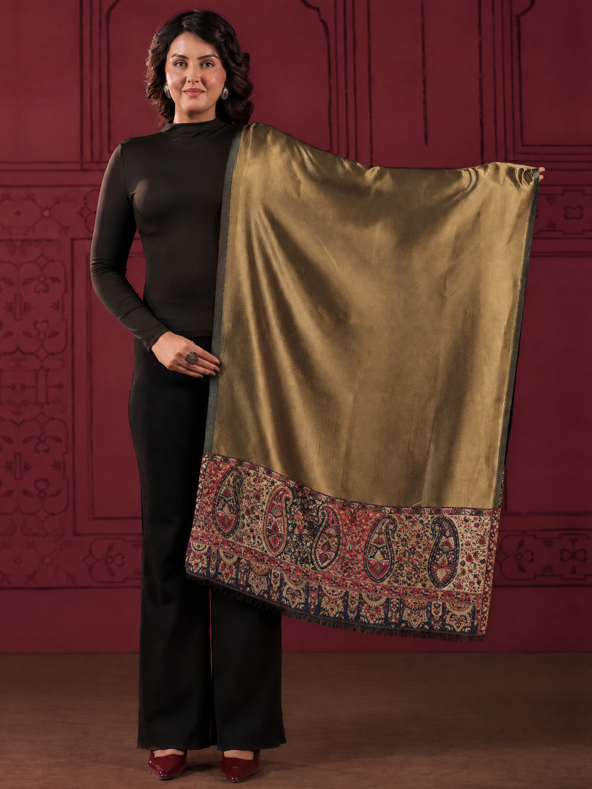 Reversible Kani Zari Stole with Paisley Jamawar Border | Teal Blue