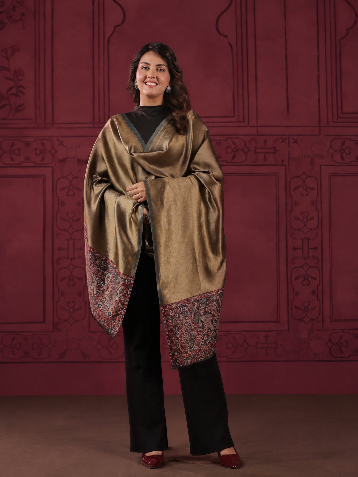 Reversible Kani Zari Stole with Big Paisley Jamawar Border | Teal Blue