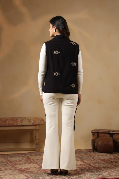 Women's Sleeveless Floral Zari Embroidery Shrug Cardigan | Black