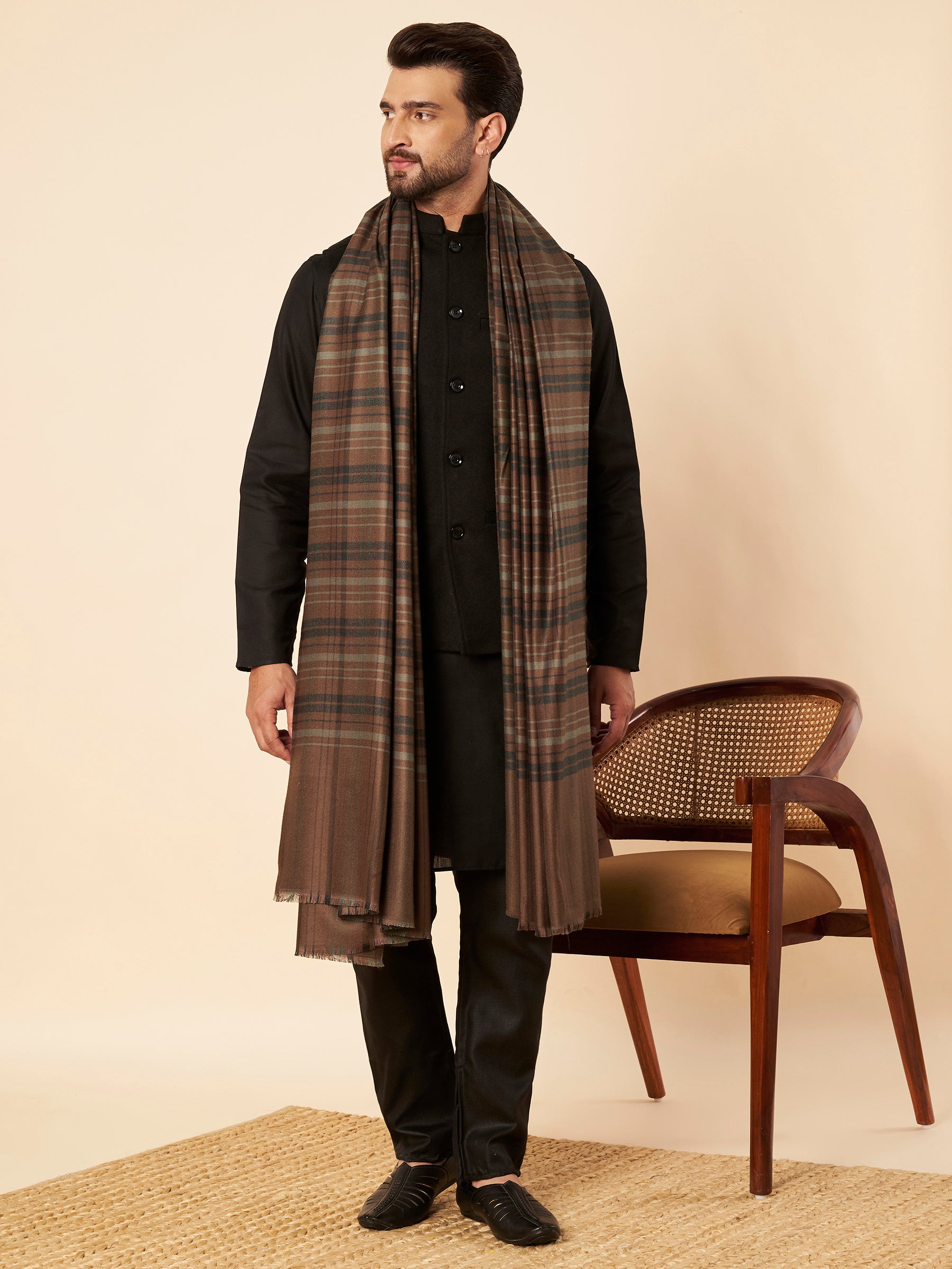 Men's Woollen Lohi Shawl | Brown Stripe - view 4